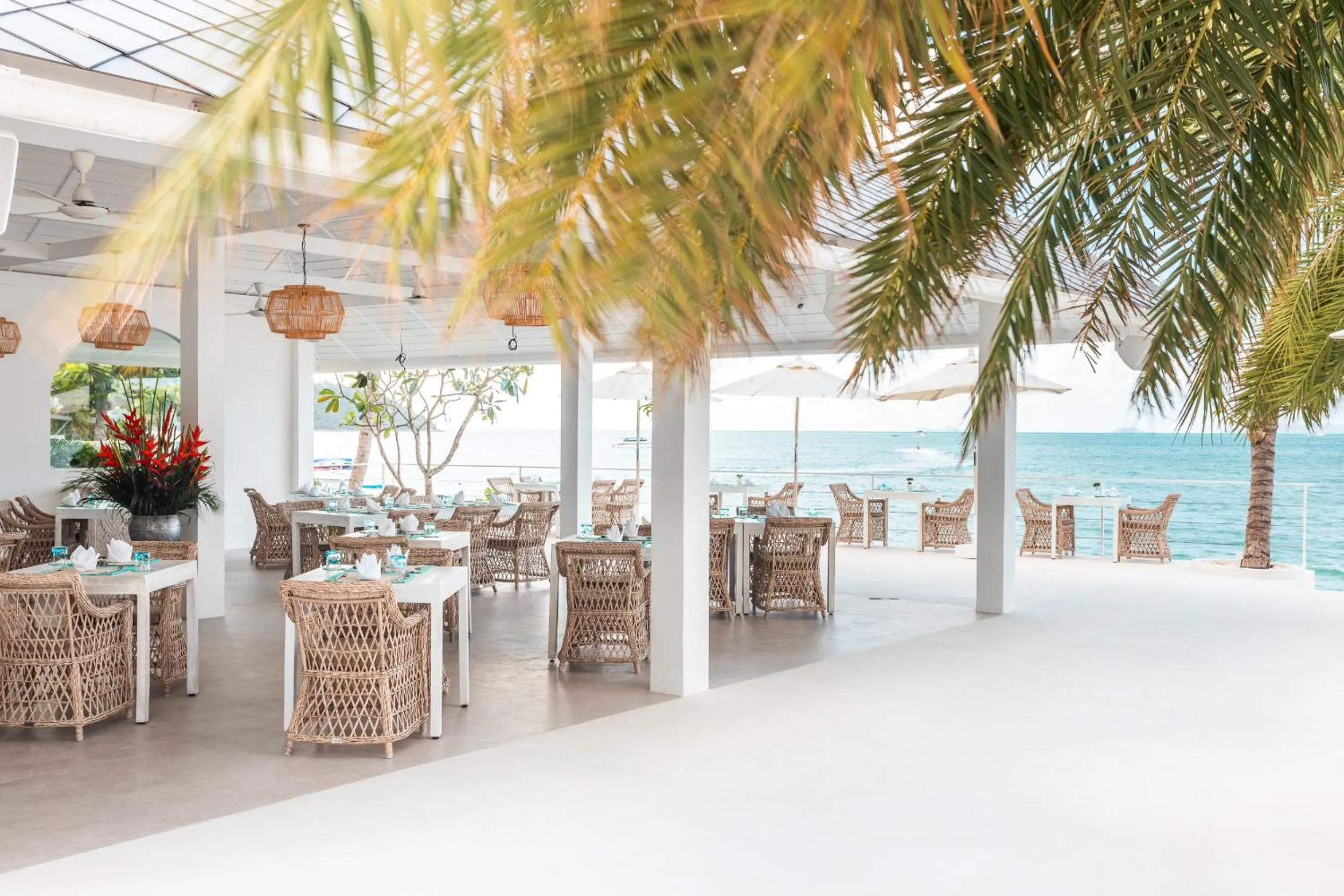 Restaurant/places to eat in Tembo Beach Club & Resort