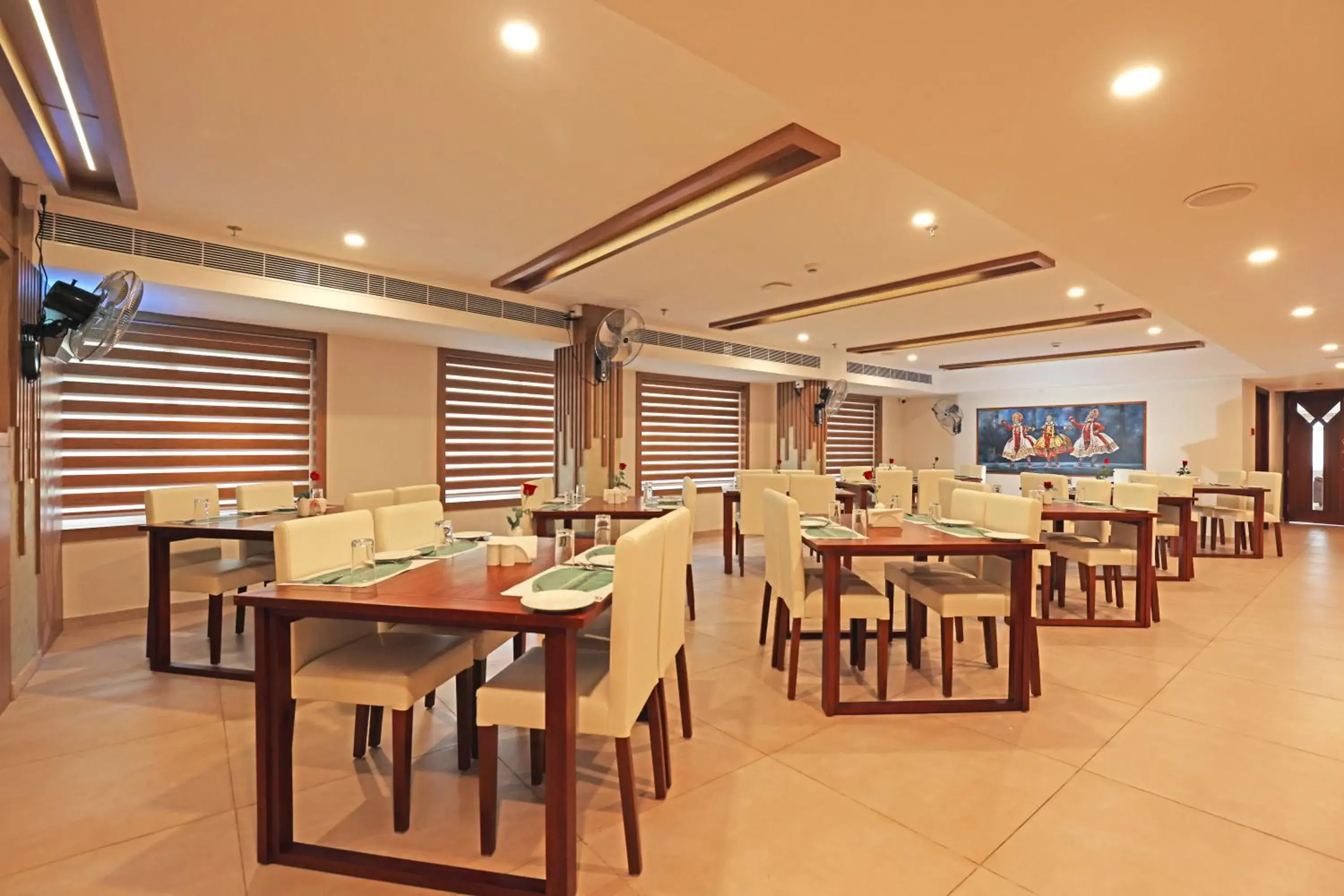 Restaurant/places to eat in Krishnavalsam Regency Restaurant/places to eat in Krishnavalsam Regency