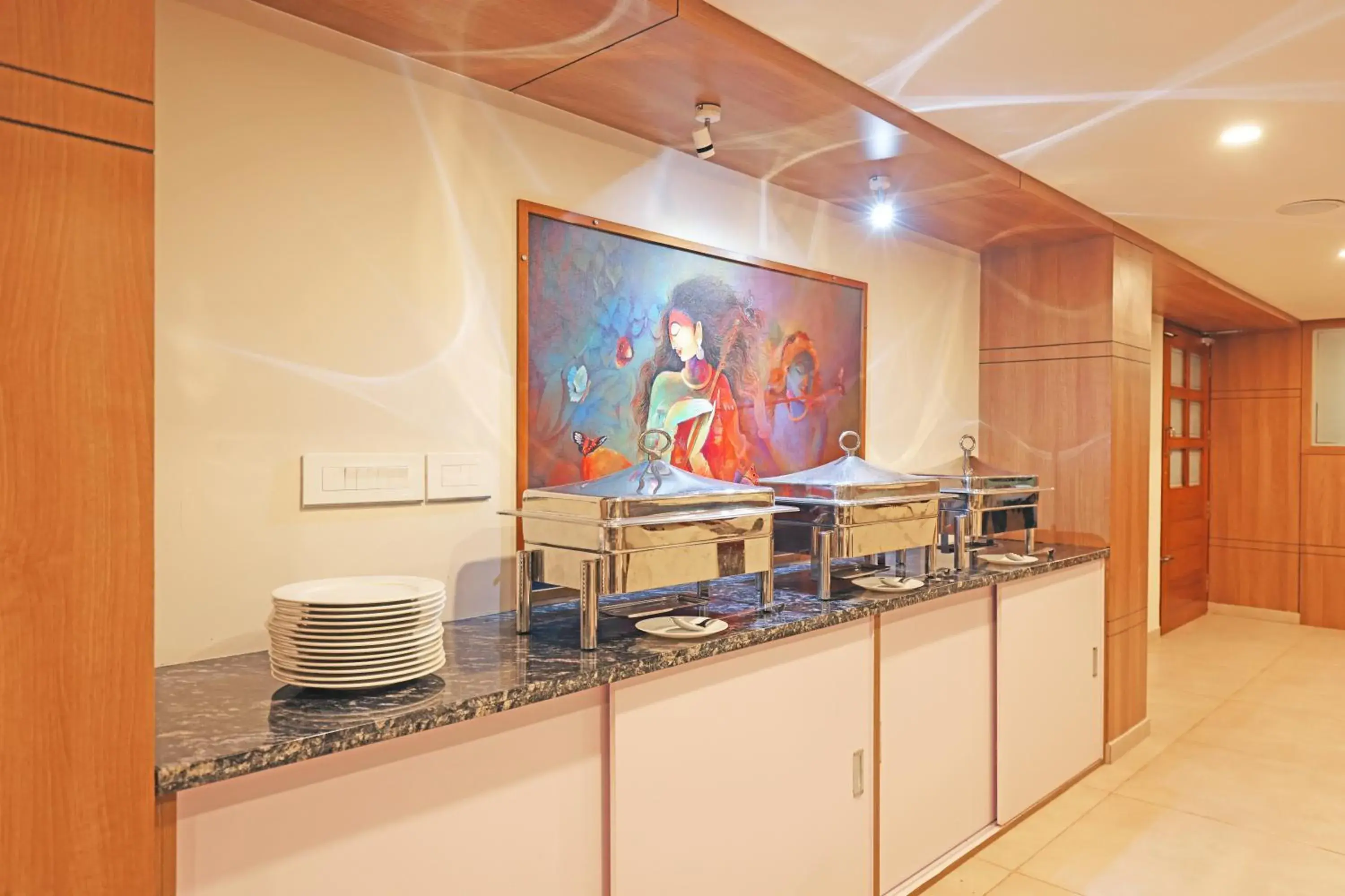 Restaurant/places to eat in Krishnavalsam Regency Restaurant/places to eat in Krishnavalsam Regency