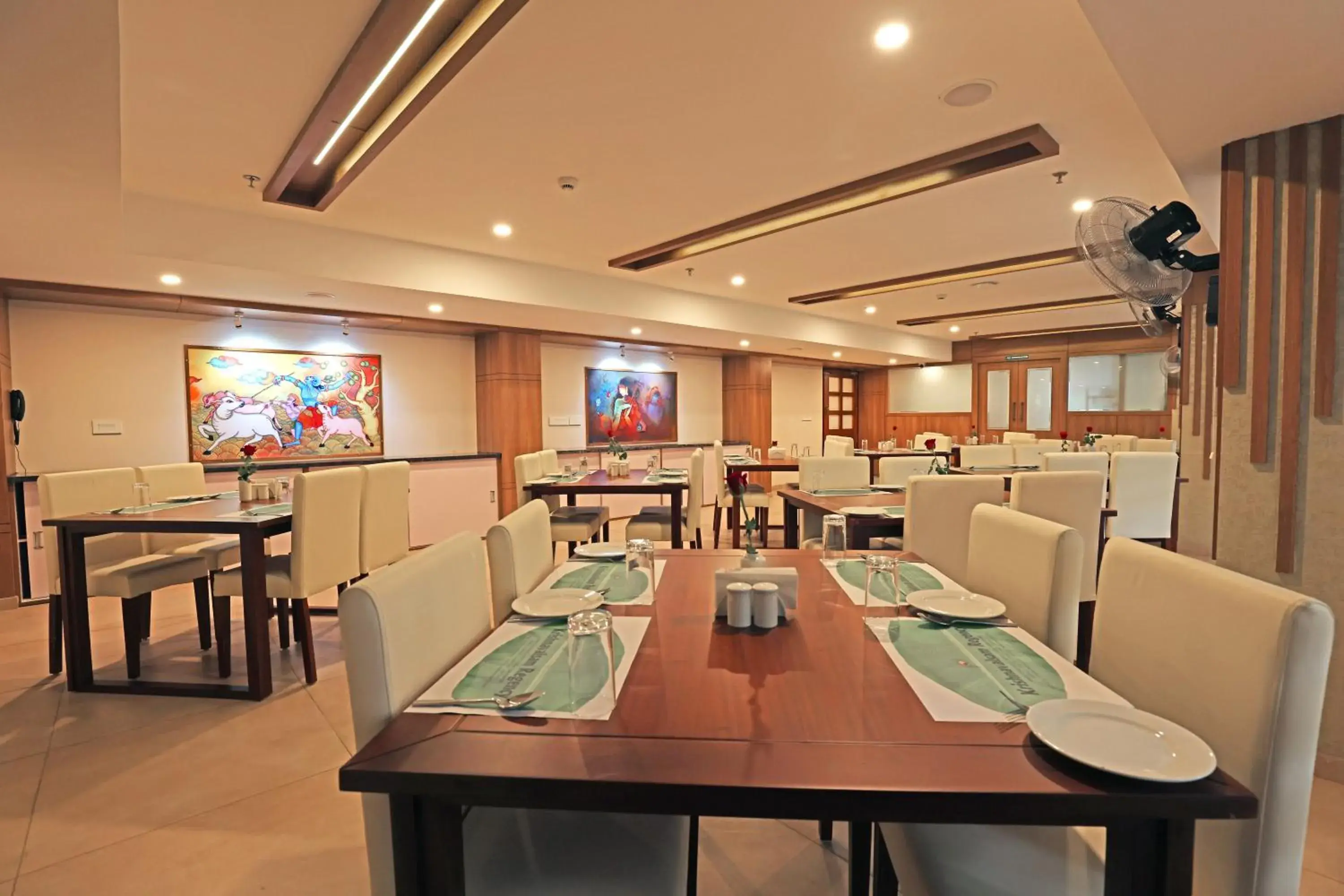 Restaurant/places to eat in Krishnavalsam Regency Restaurant/places to eat in Krishnavalsam Regency