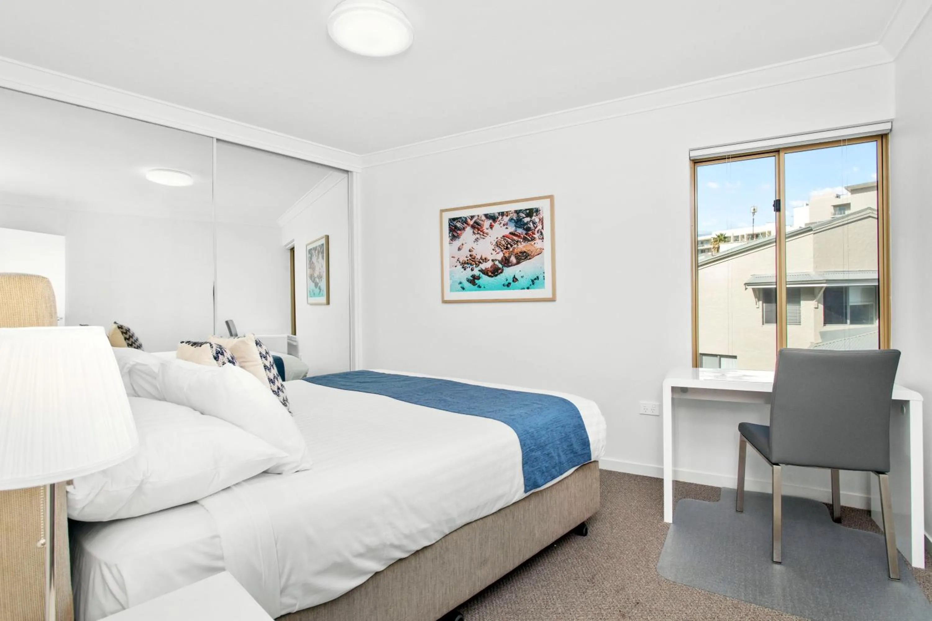 Bedroom, Bed in Suite 310 Sandcastles 3 Bedroom Deluxe