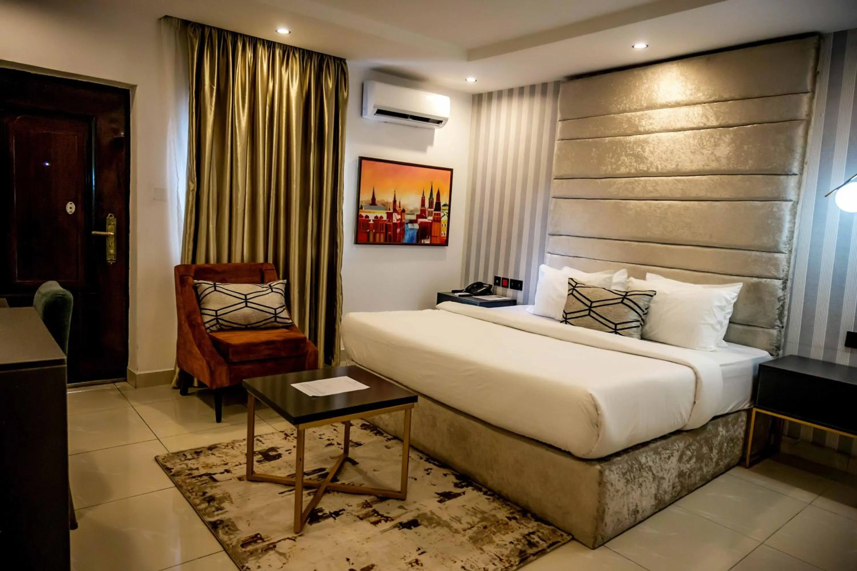 Bed in Gordonsville Escape Boutique Hotel