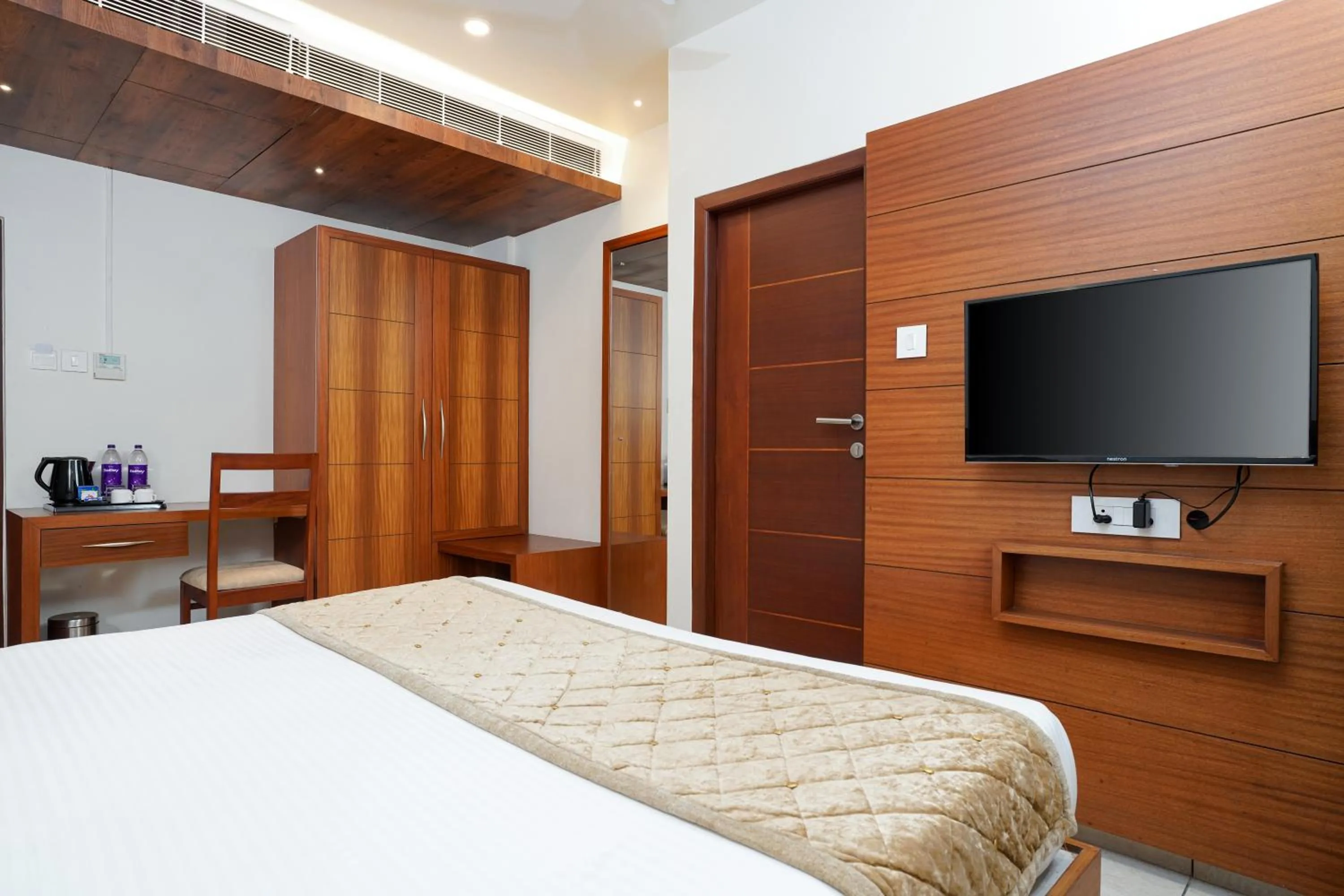 Bedroom, Bed in Nexstay River Mouth International