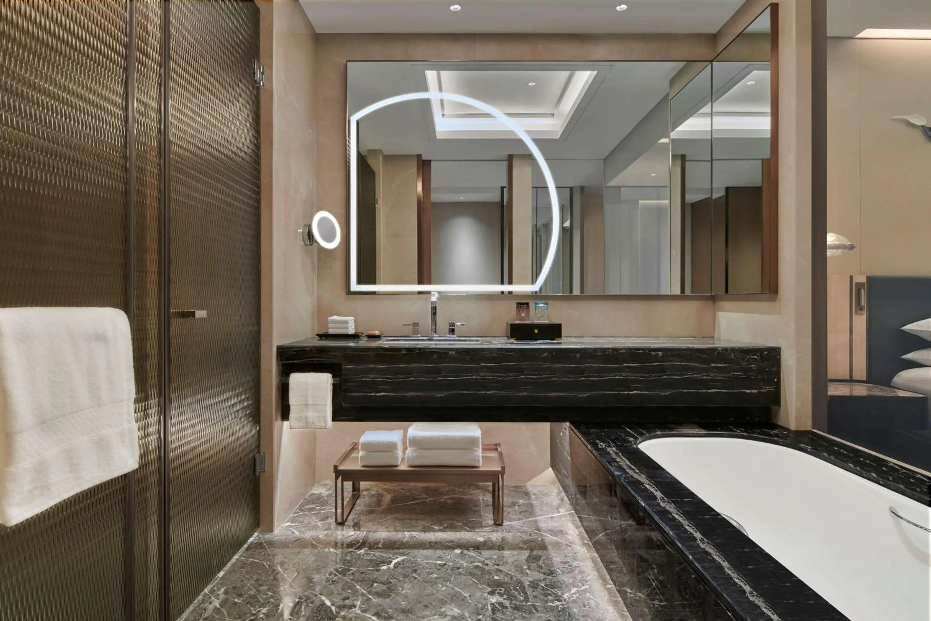 Bathroom in Hilton Yancheng