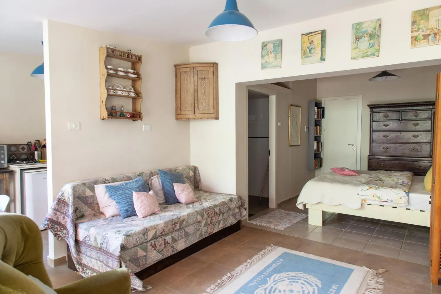 Kitchen or kitchenette, Bed in Krivine B&B