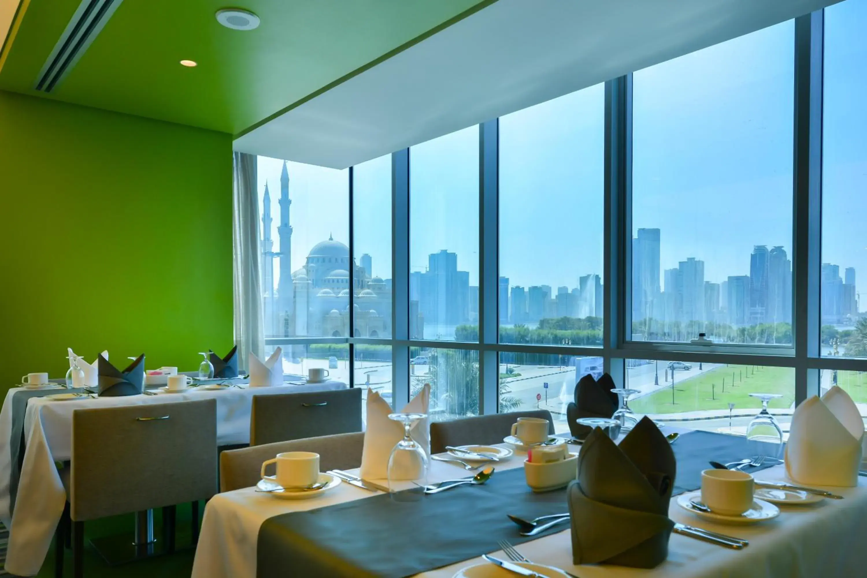 Restaurant/places to eat in 72 Hotel Sharjah Restaurant/places to eat in 72 Hotel Sharjah