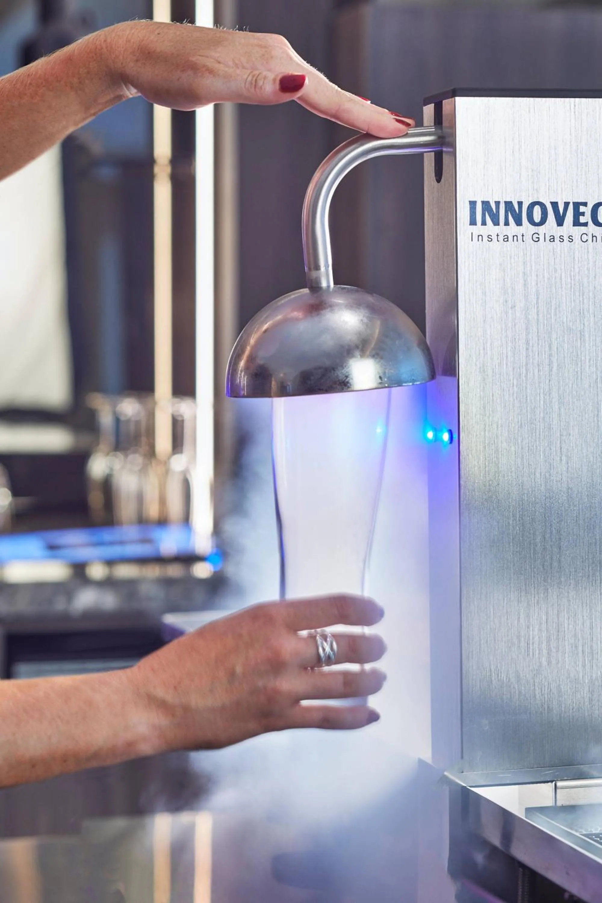 Lounge or bar in AC Hotel by Marriott Durham Duke University