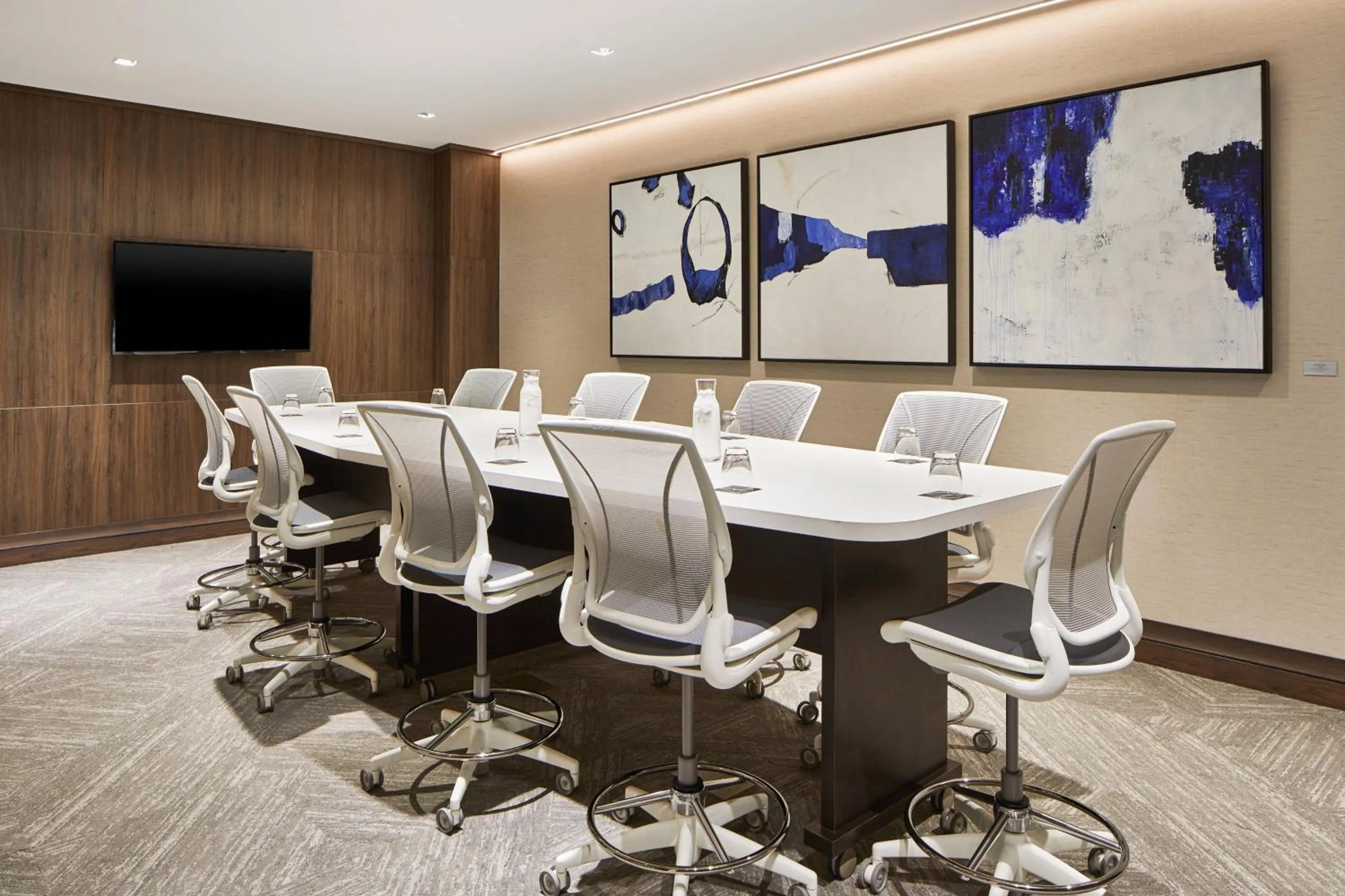 Meeting/conference room in AC Hotel by Marriott Durham Duke University
