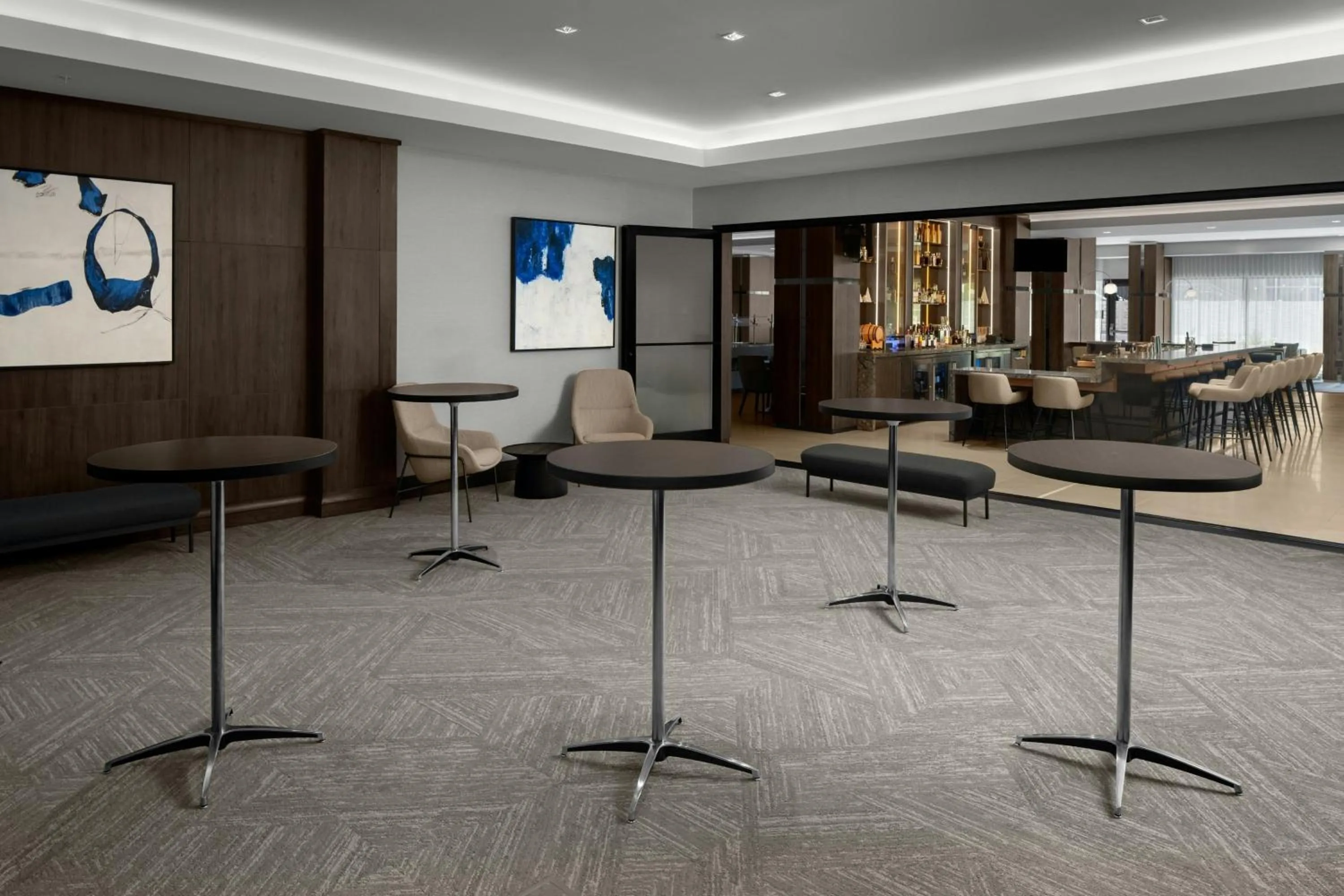 Lounge or bar in AC Hotel by Marriott Durham Duke University
