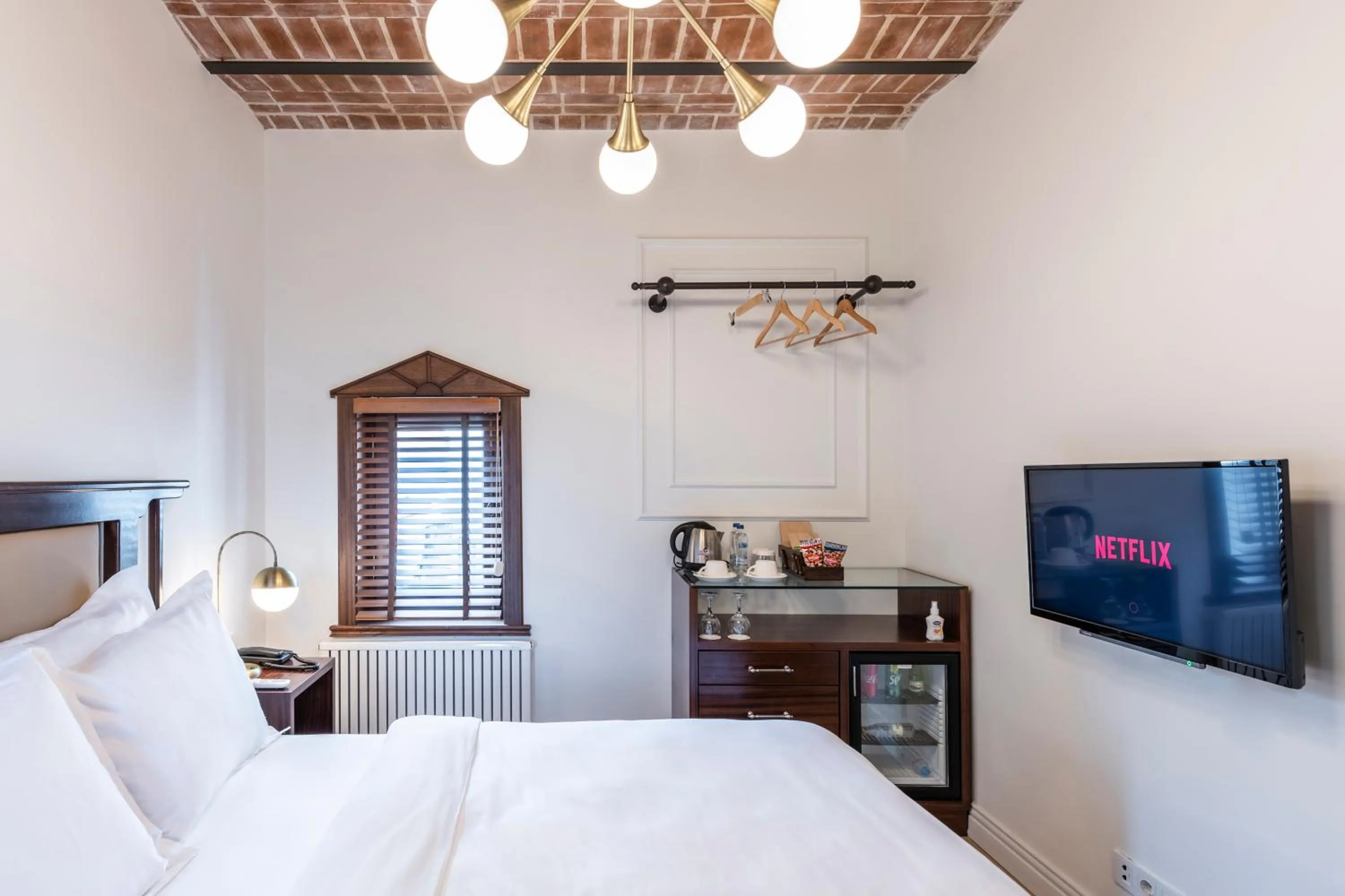 Bed in PeraNox Boutique Hotel