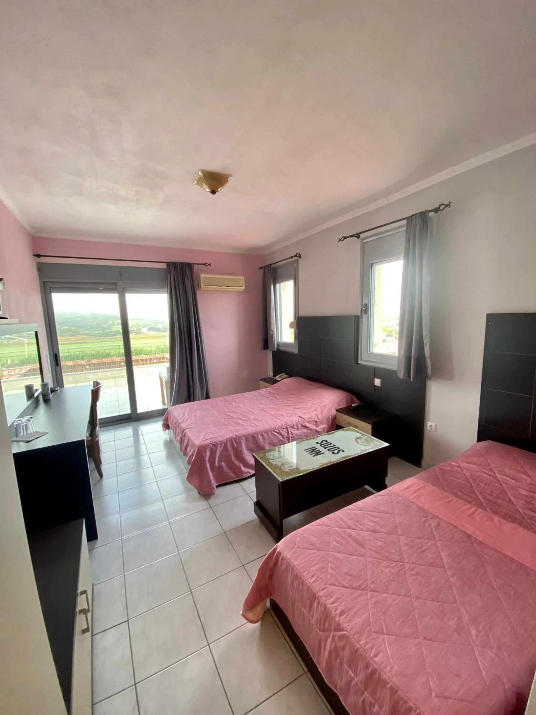 Bed in sozos inn hotel vonitsa