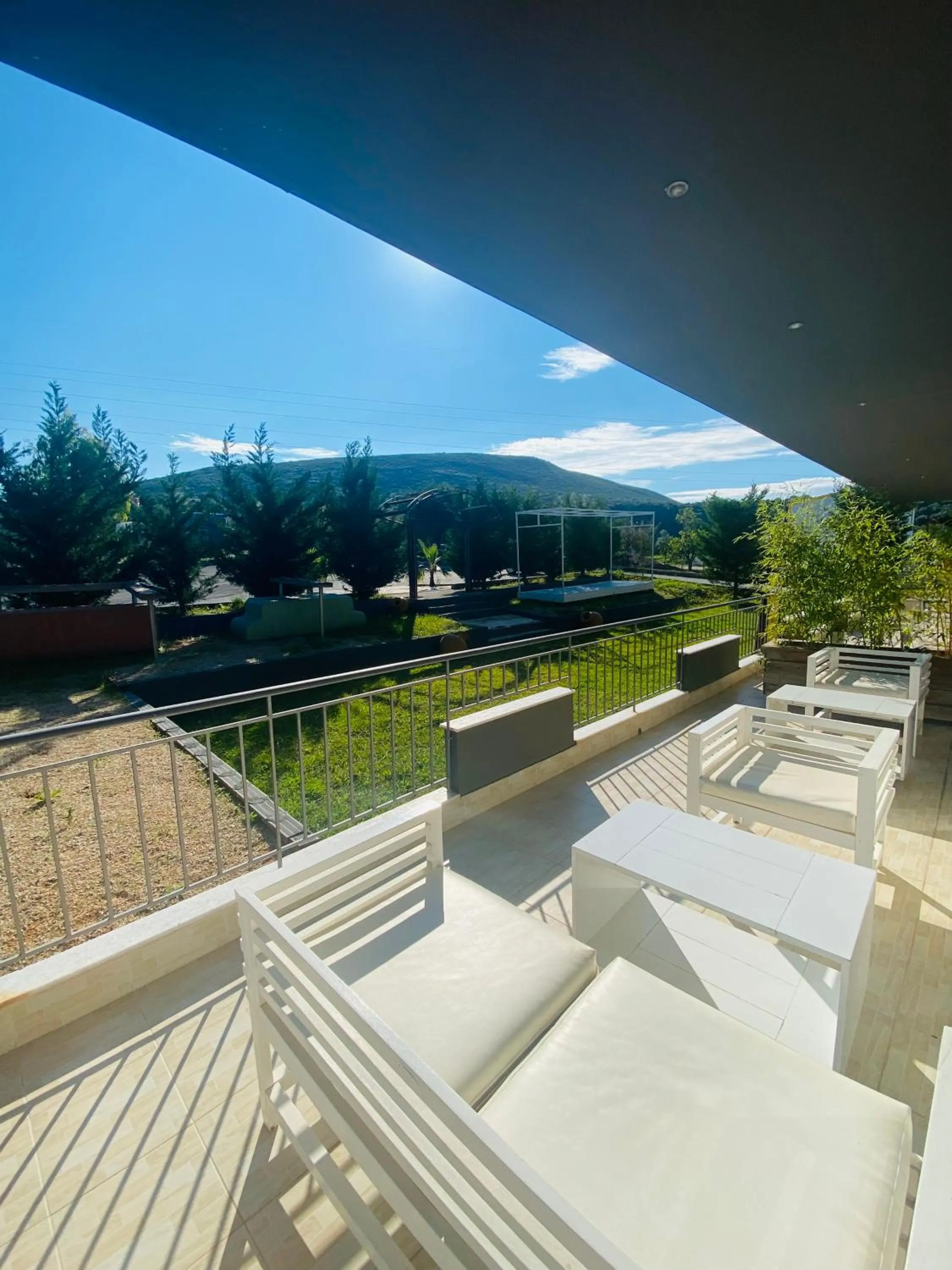 Garden in sozos inn hotel vonitsa