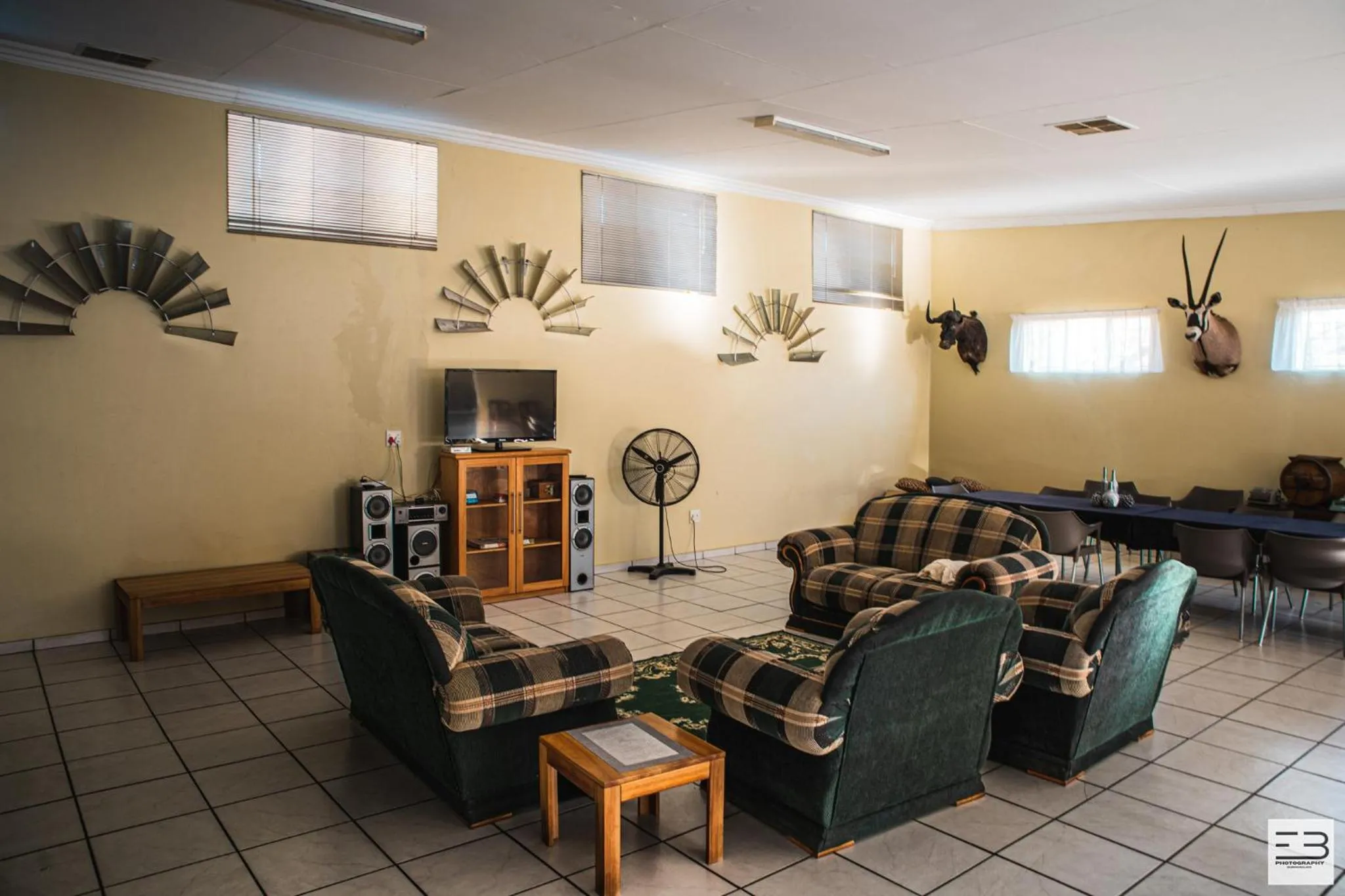 Communal lounge/ TV room in Geluksfontein Private Game Farm