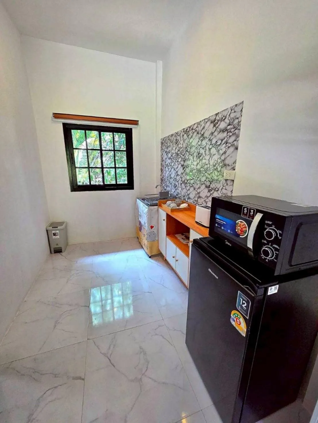 Kitchen or kitchenette in Phurin Thara Resort