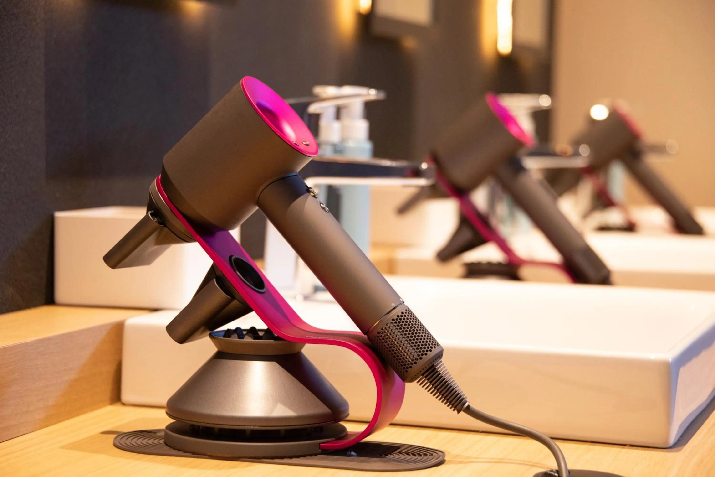 heating in AMANEK Beppu YULA-RE