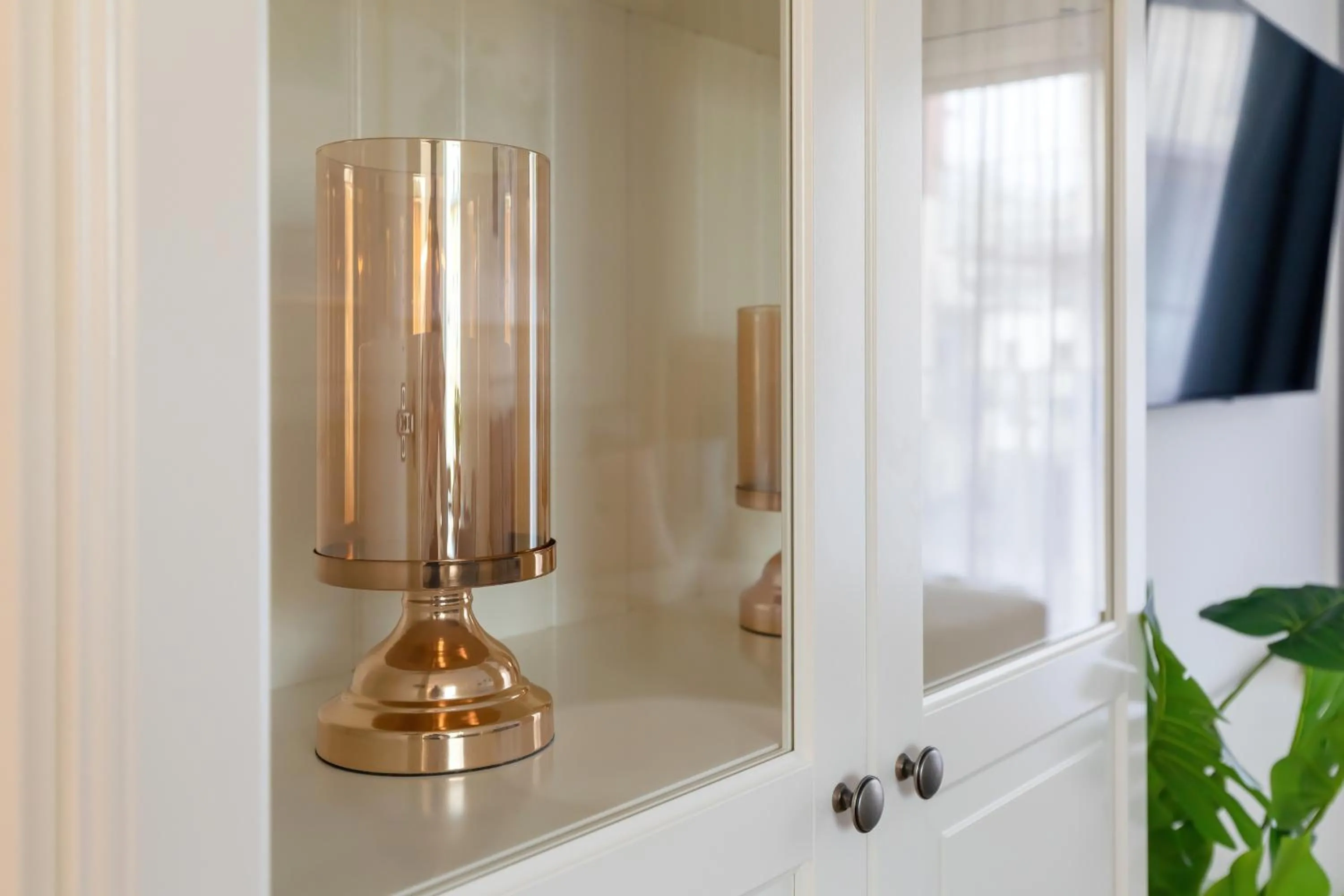 Decorative detail in Apartamenty Osiedle Bursztynowe II by Noclegi Renters
