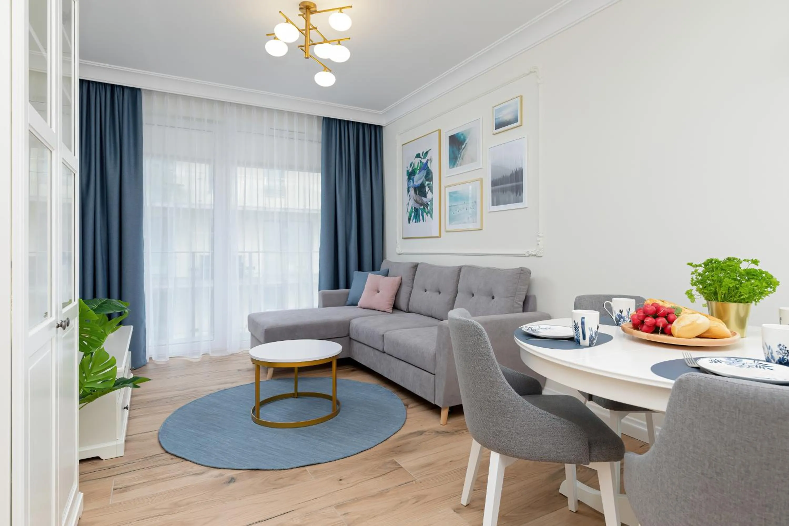 Living room in Apartamenty Osiedle Bursztynowe II by Noclegi Renters