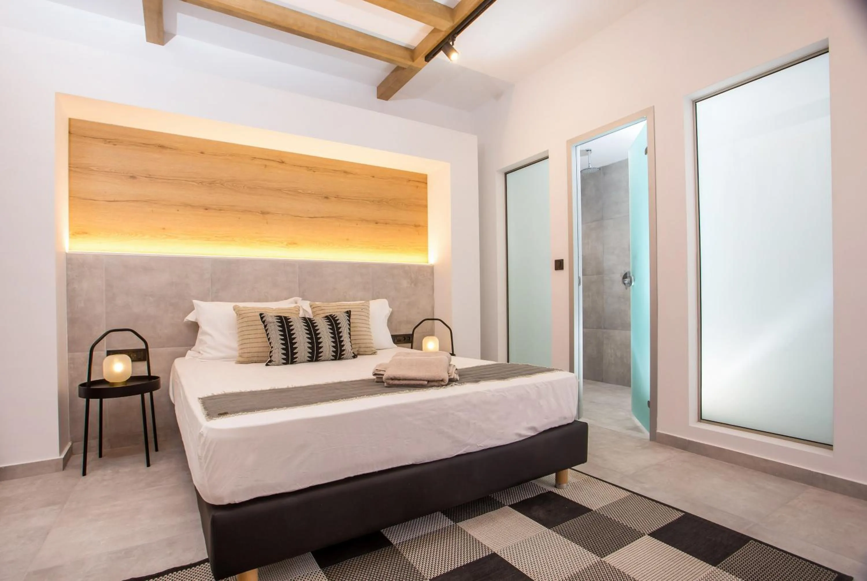 Cactus Suites