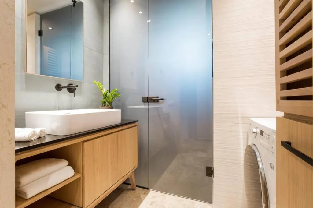 Bathroom in House 8 - In the Heart of Venetian town w. Parking