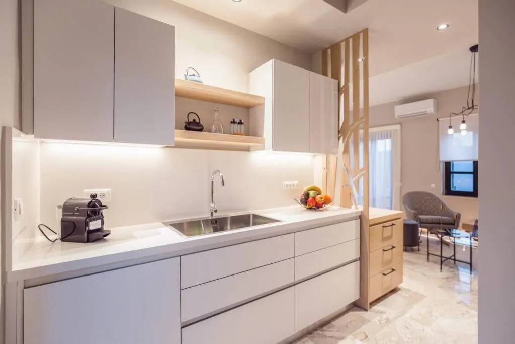 Kitchen or kitchenette in House 8 - In the Heart of Venetian town w. Parking