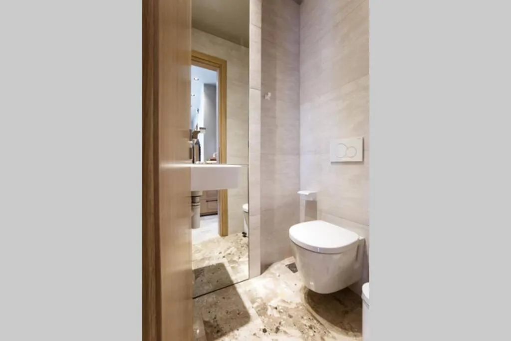Bathroom in House 8 - In the Heart of Venetian town w. Parking