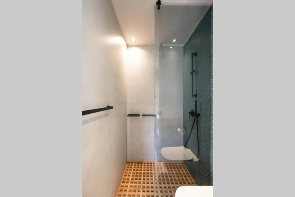 Bathroom in House 8 - In the Heart of Venetian town w. Parking