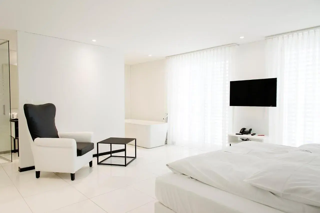 Bedroom, Bed in Boutiquehotel Thessoni Classic & Self service Residence Home Zürich Bedroom, Bed in Boutiquehotel Thessoni Classic & Self service Residence Home Zürich