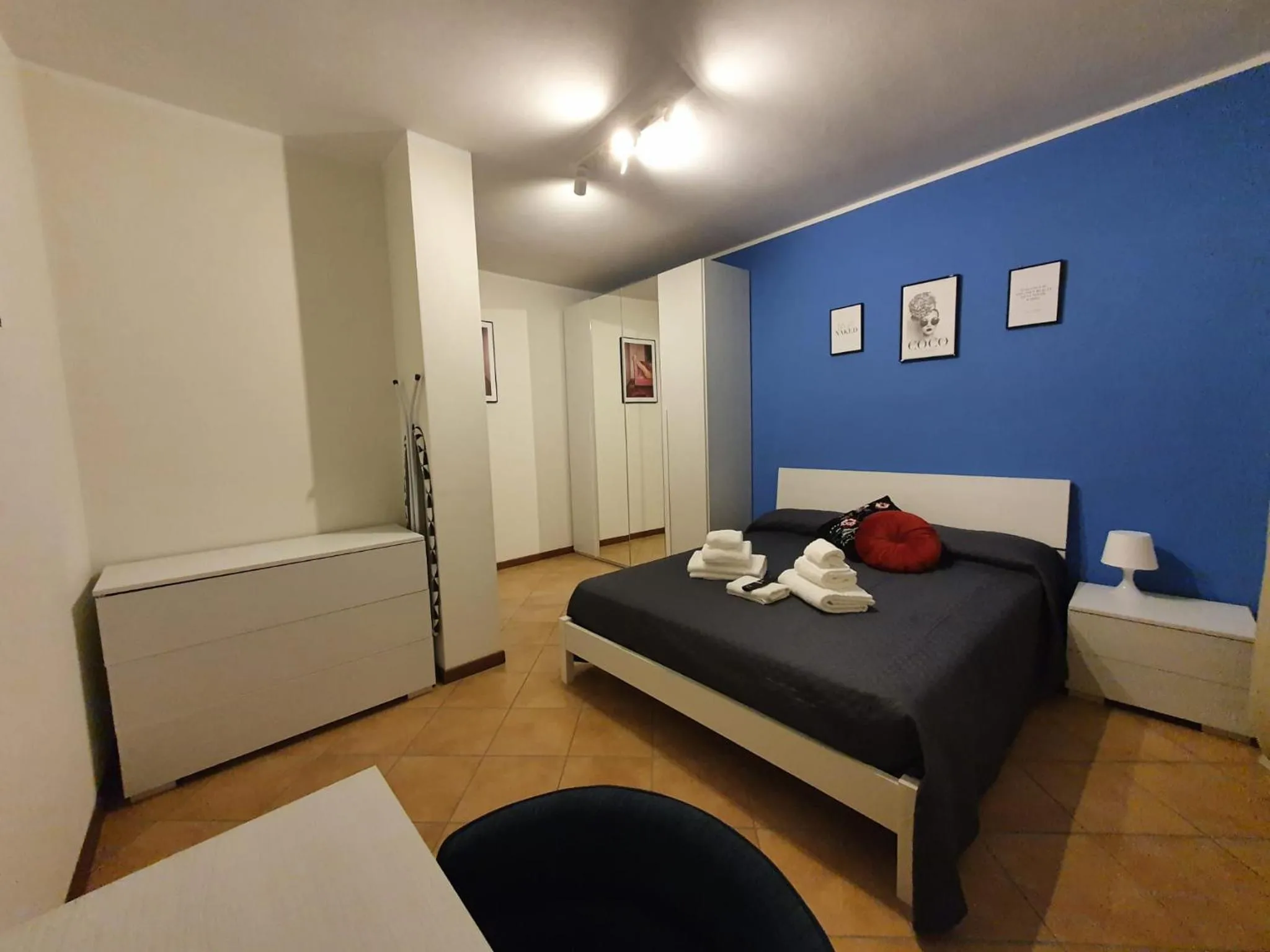 Bed in HH Hermoso Housing SERRAVALLE