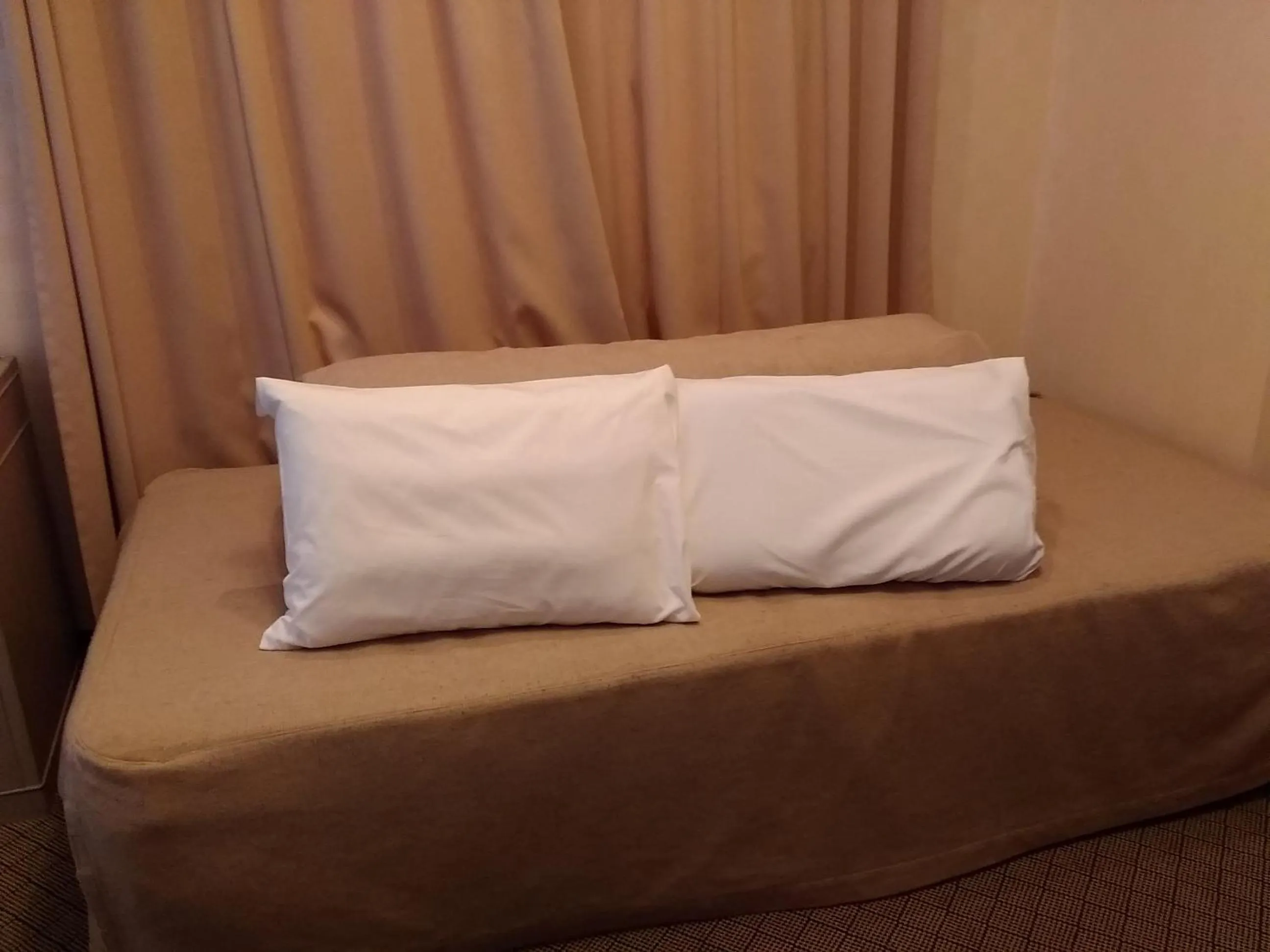 Bed in Grand Hotel Kanachu Hadano