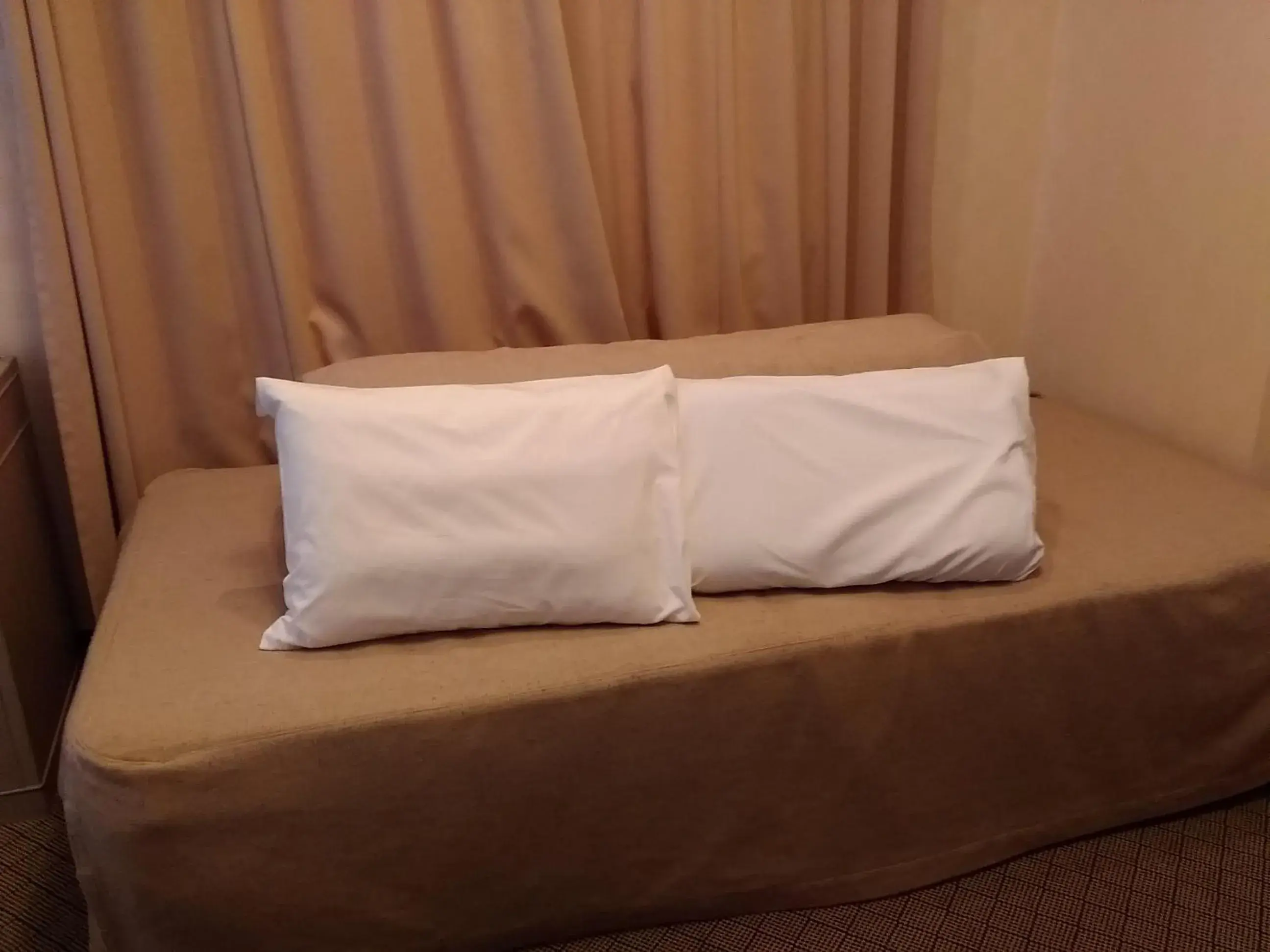 Single Room - Smoking in Grand Hotel Kanachu Hadano Single Room - Smoking in Grand Hotel Kanachu Hadano