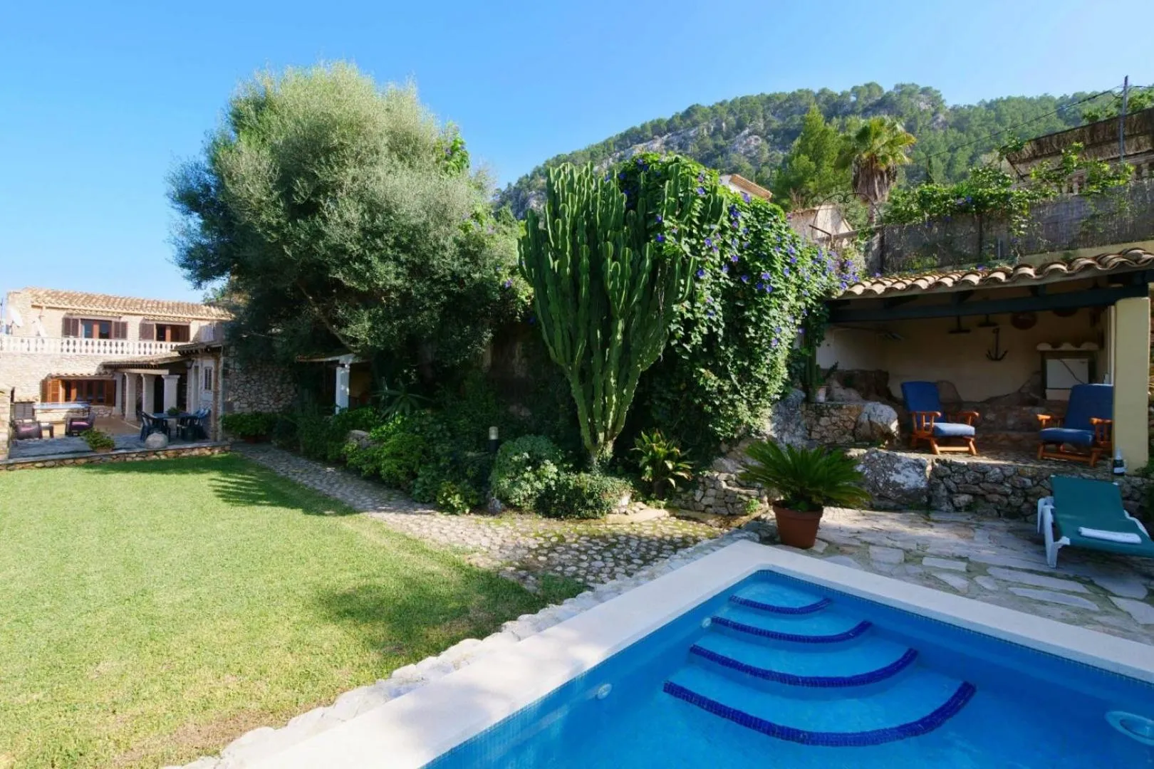 Property building in Can Moragues