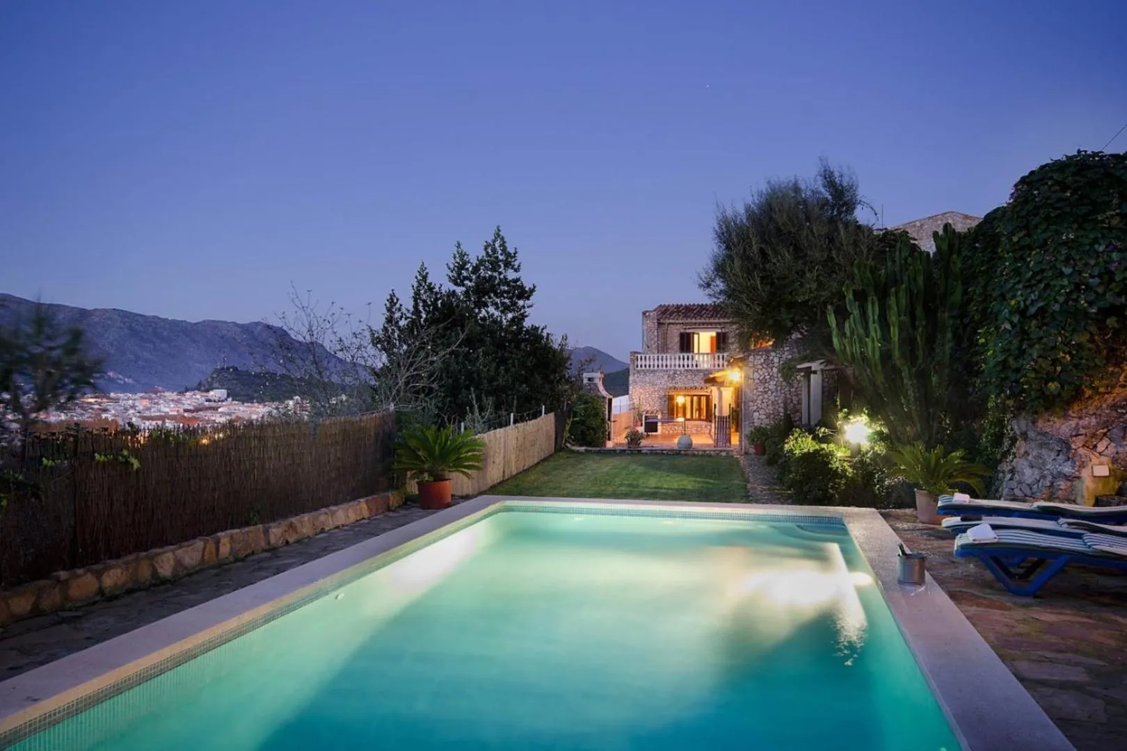 Property building in Can Moragues
