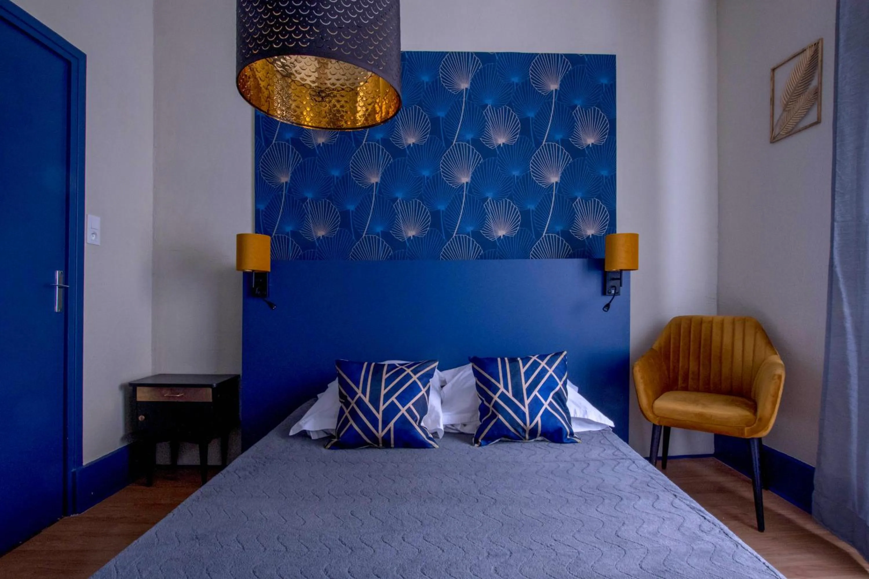 Bed in Grand hôtel de l'Europe