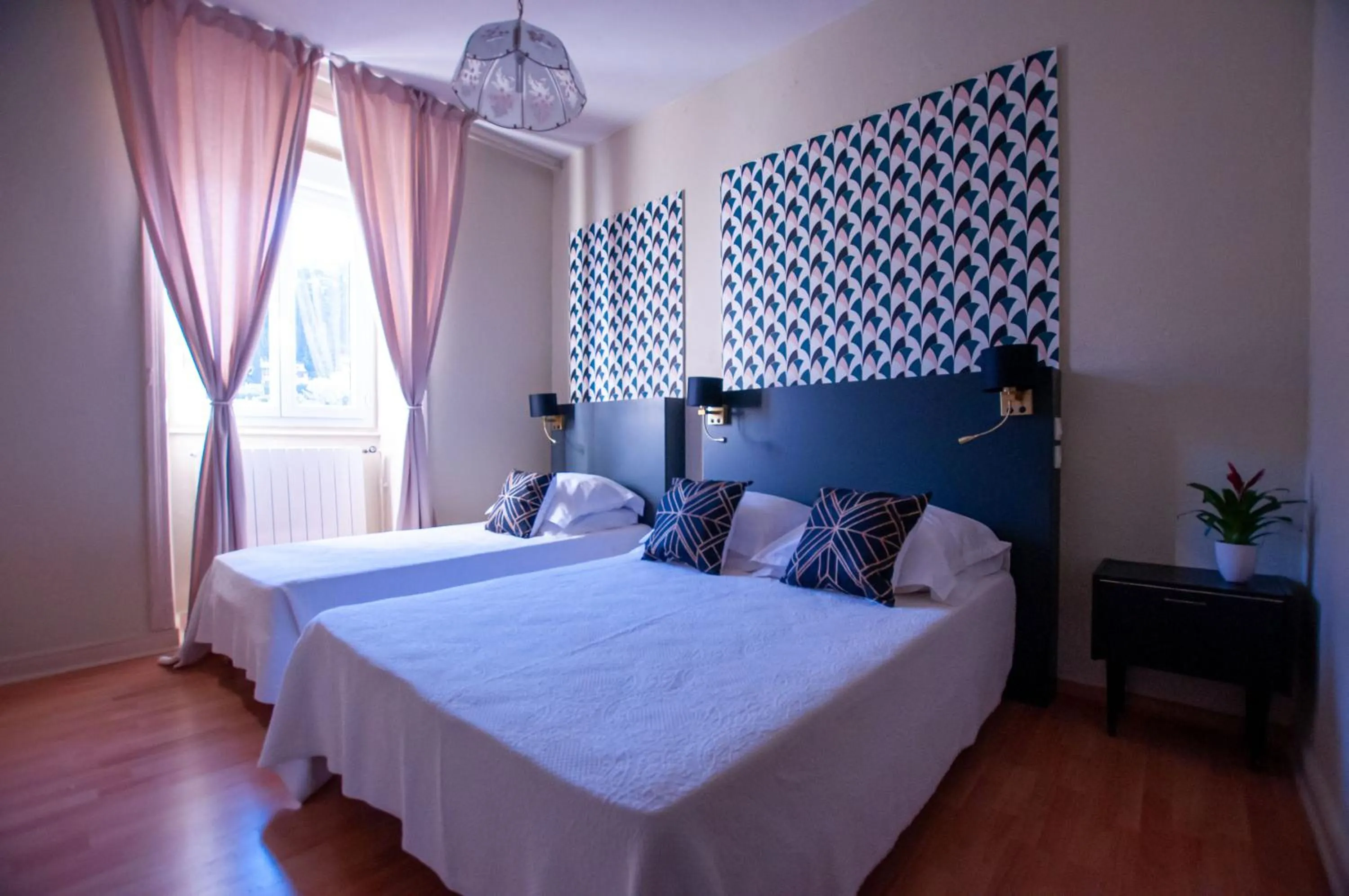 Bed in Grand hôtel de l'Europe