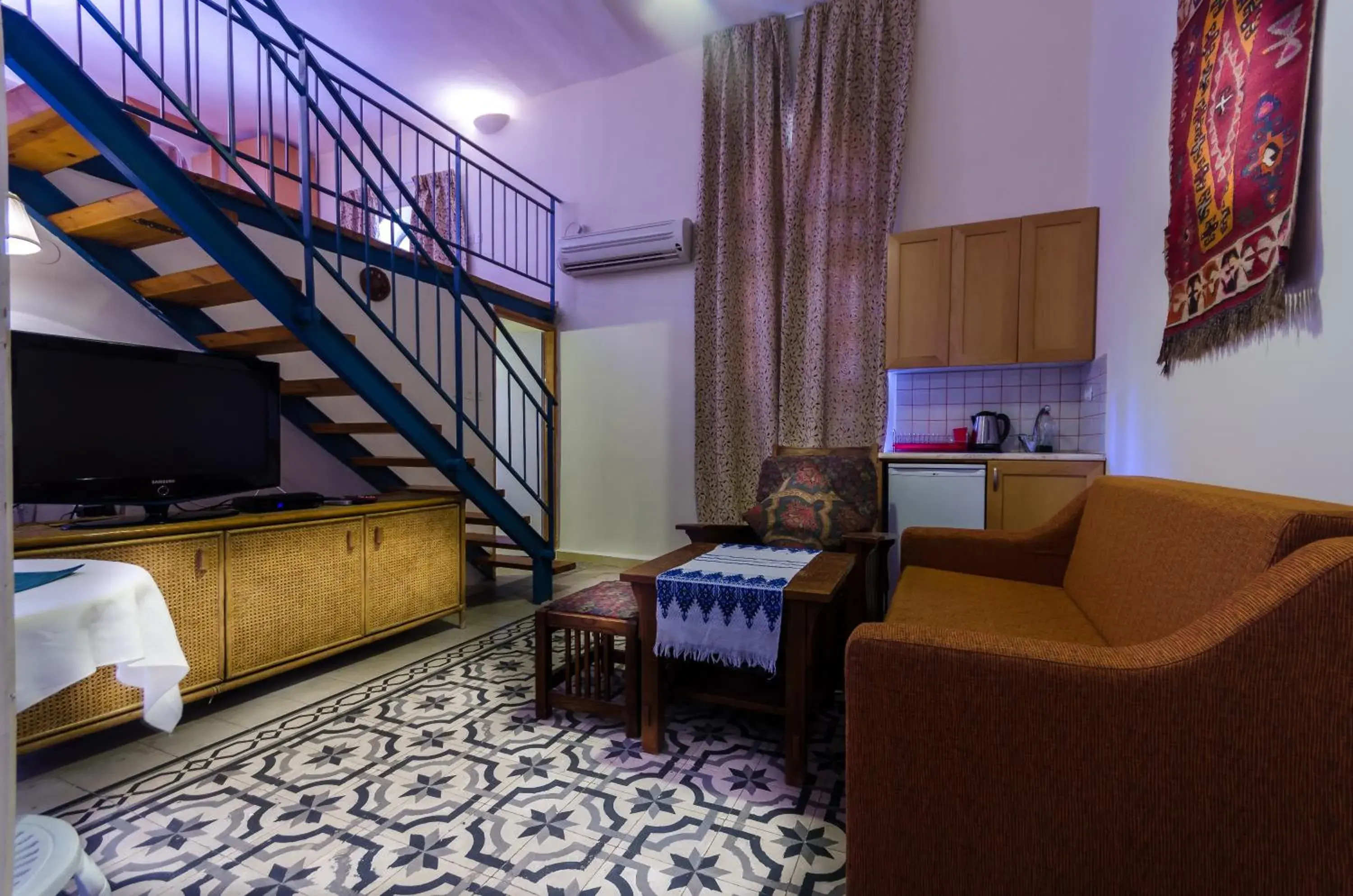 Family Room in Jerusalem Garden Home Family Room in Jerusalem Garden Home