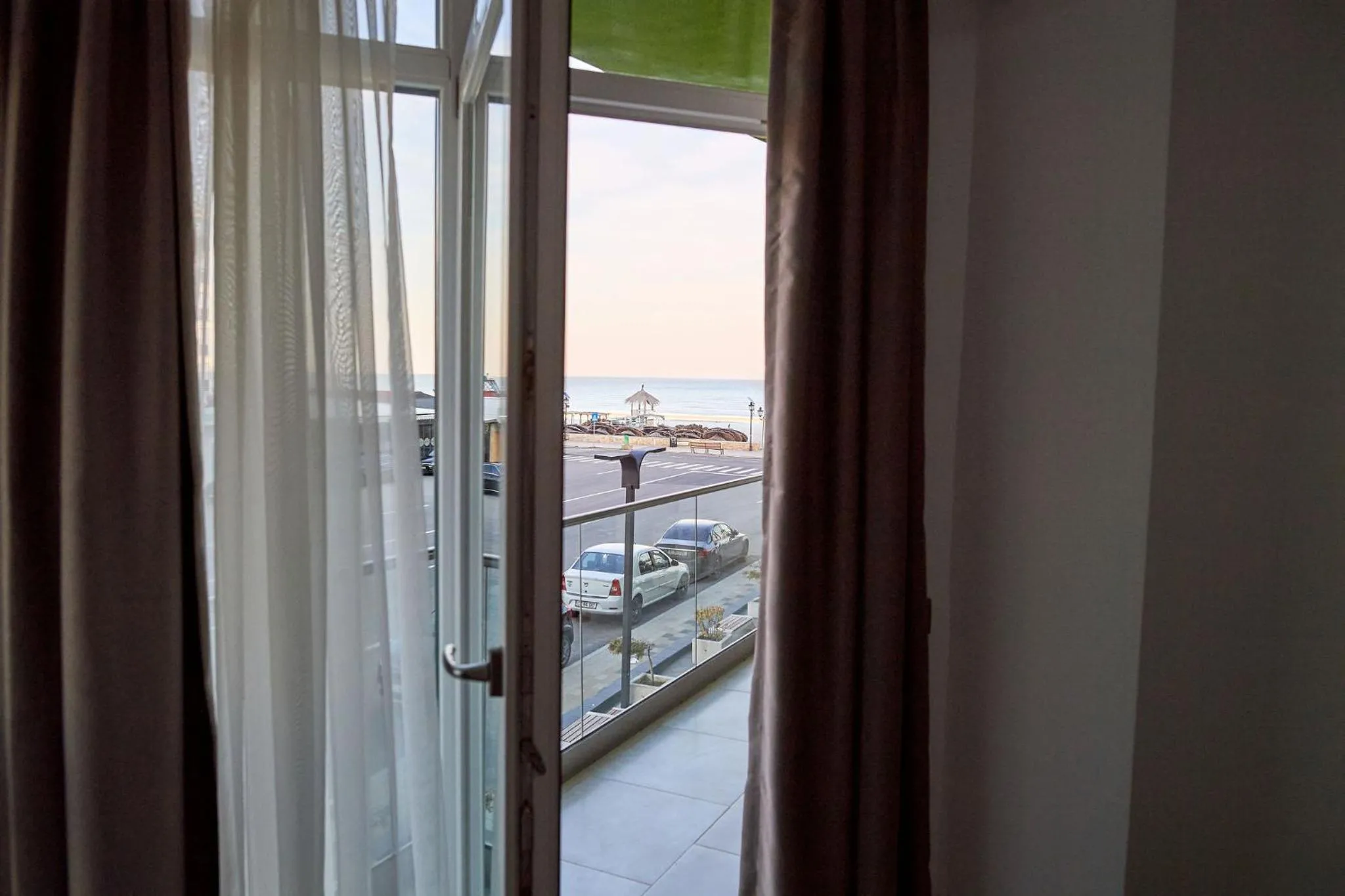Glamour Sea view Family Apartments - Spa n Pools Resort