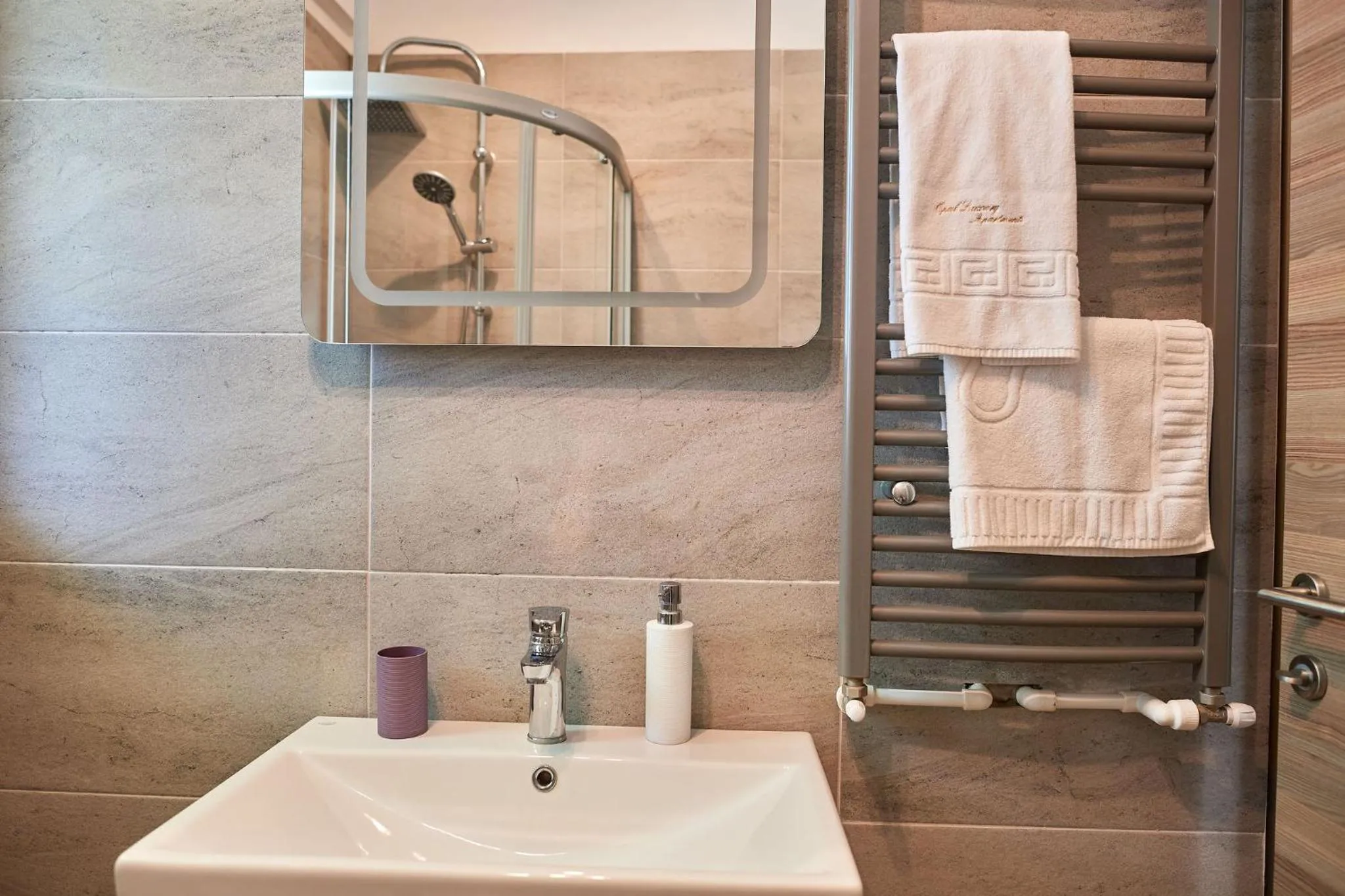 Glamour Sea view Family Apartments - Spa n Pools Resort