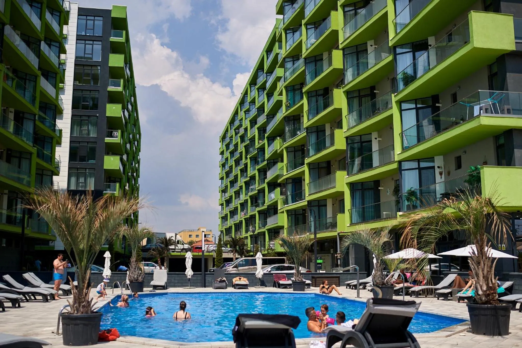 Glamour Sea view Family Apartments - Spa n Pools Resort