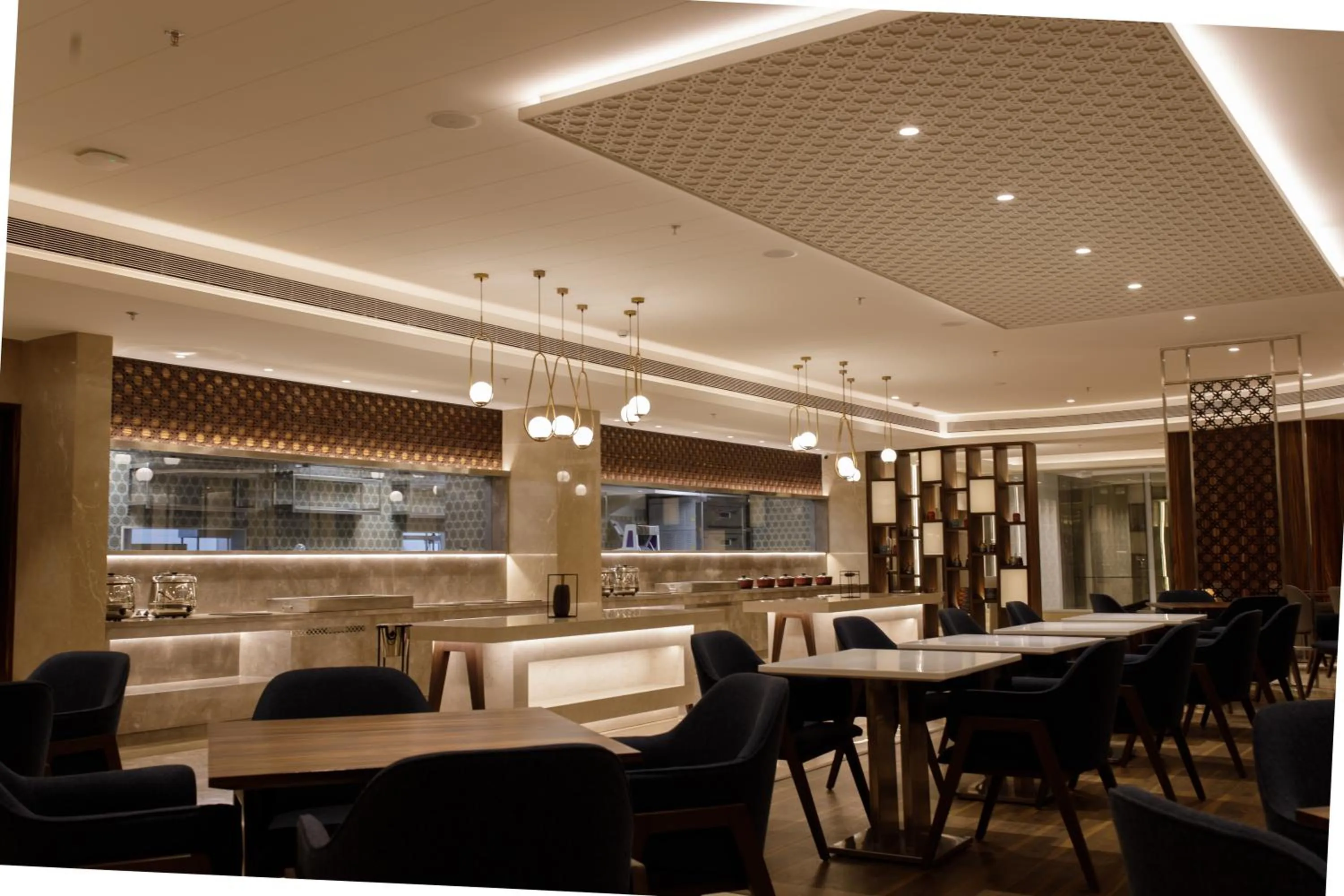 Restaurant/places to eat in Sayaji Jamnagar