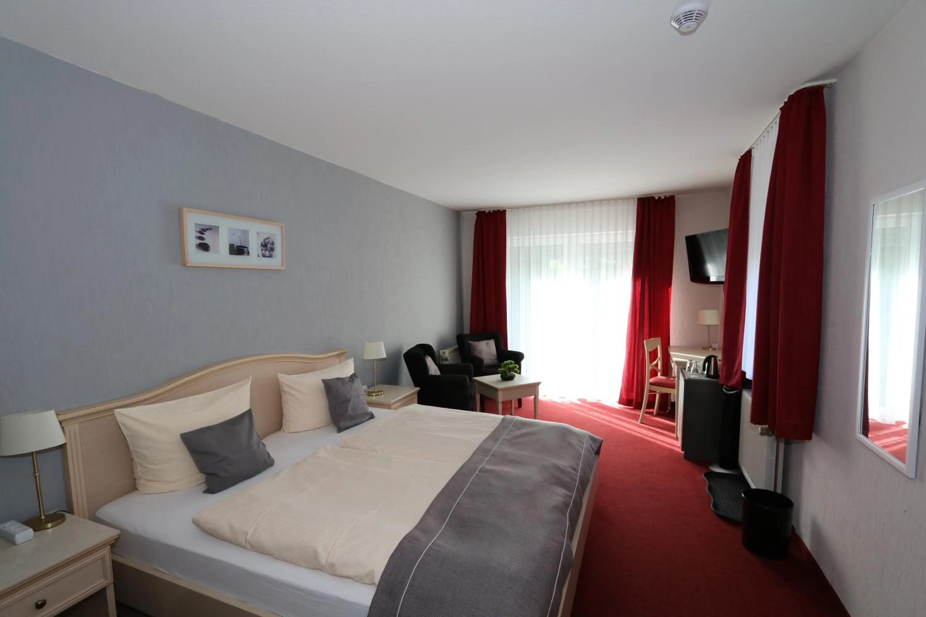 Living room, Bed in Hotel Ännchen