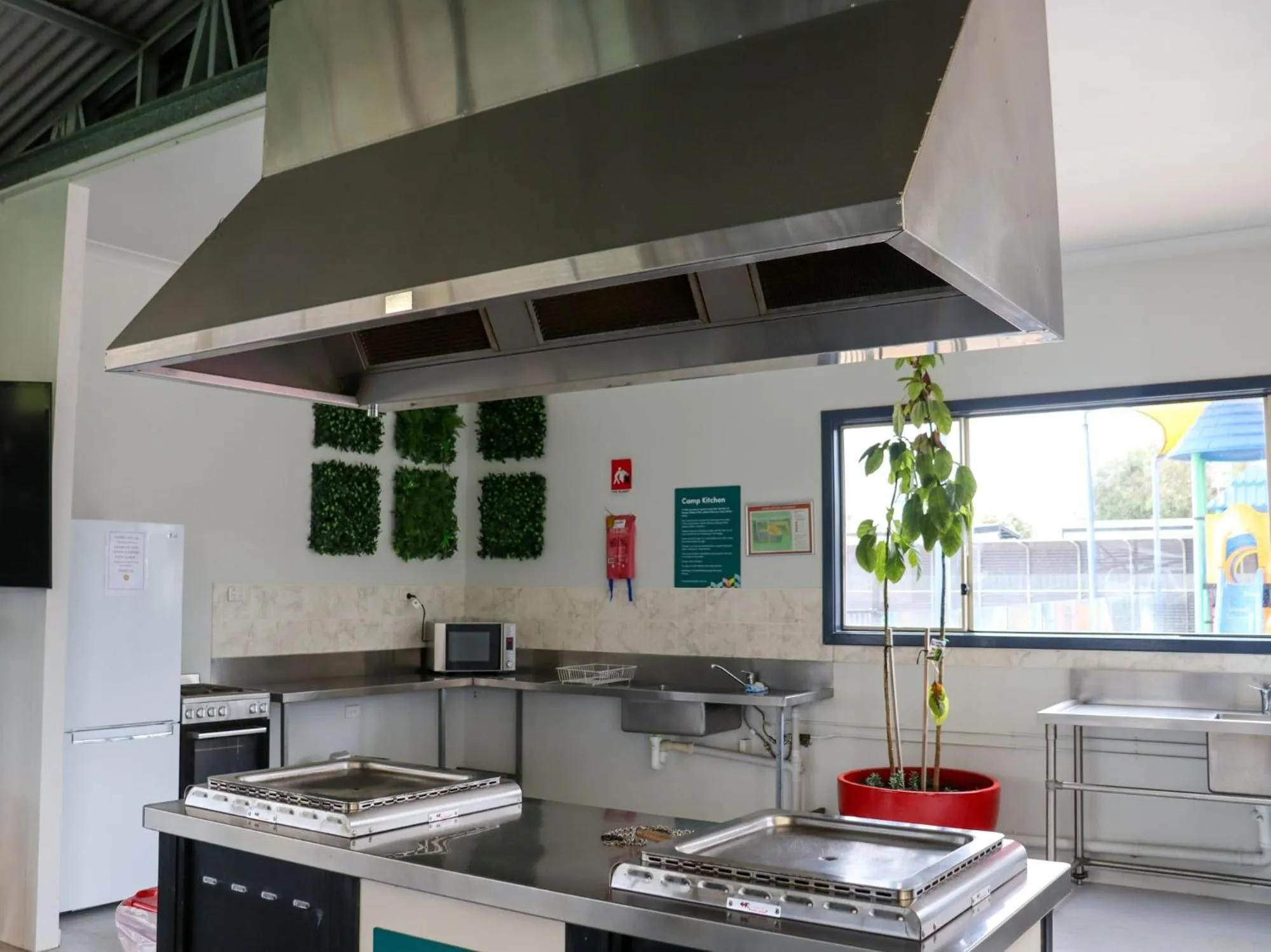 kitchen in BIG4 Breeze Holiday Parks - Busselton