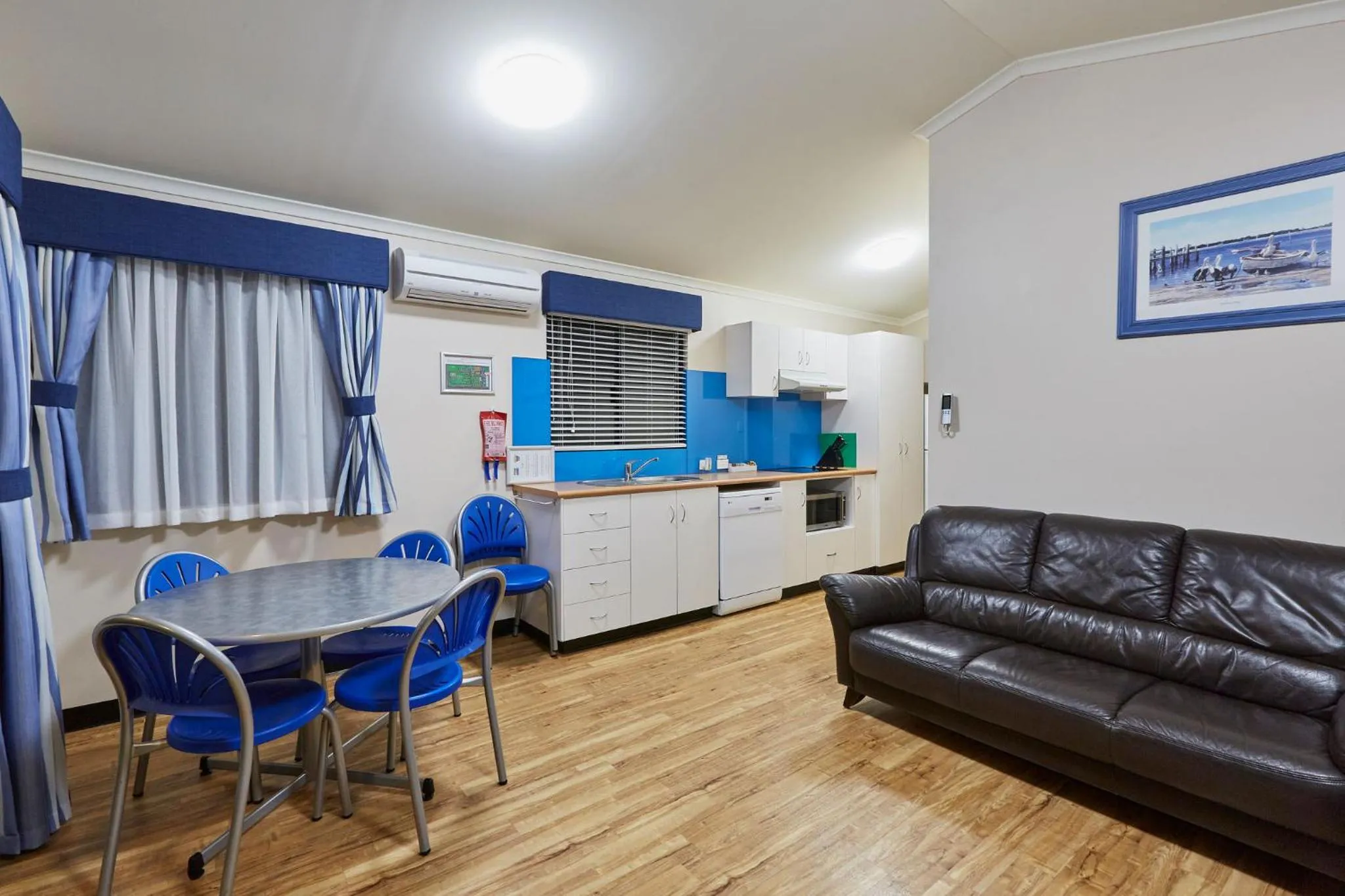 Kitchen or kitchenette in BIG4 Breeze Holiday Parks - Busselton