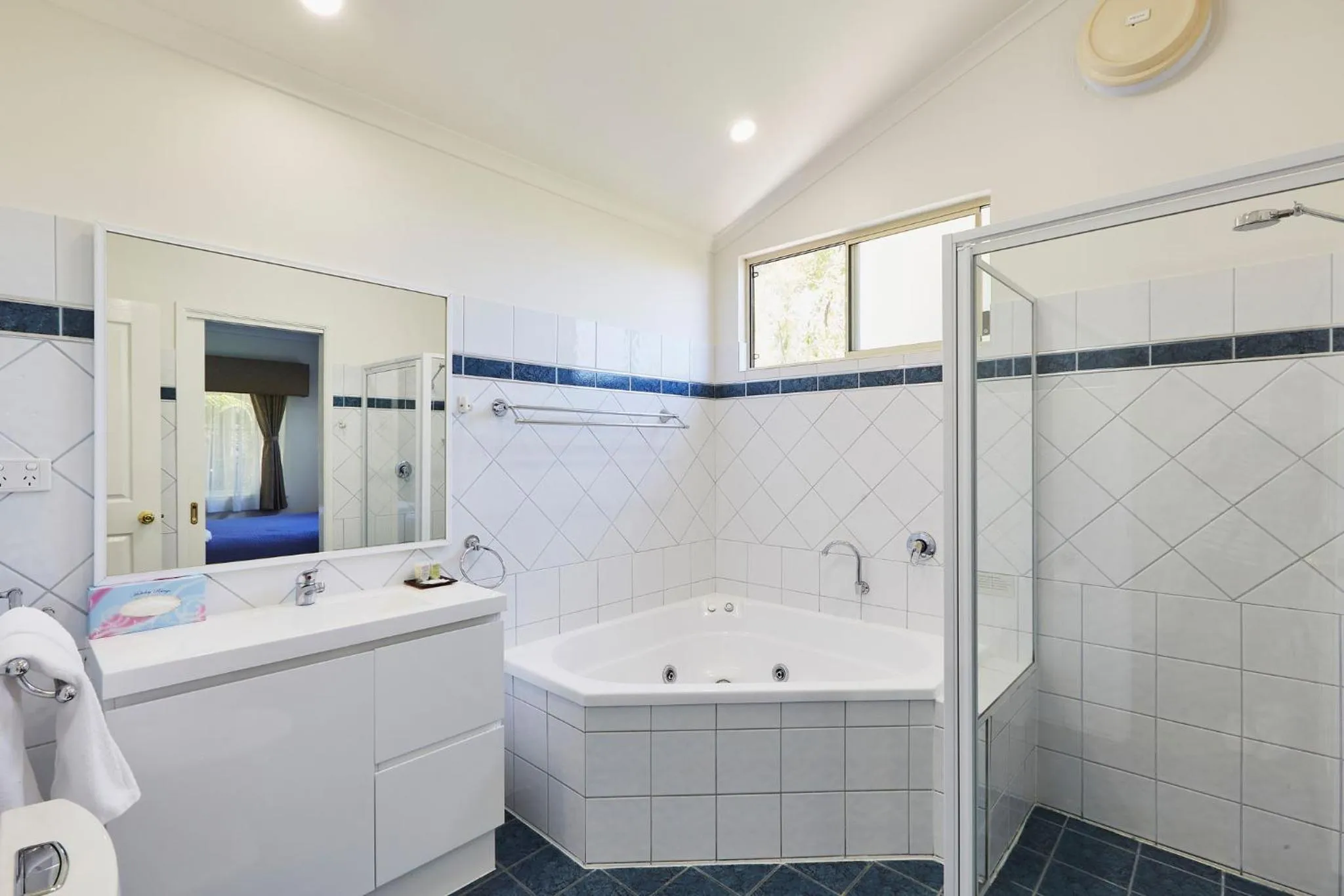 Shower in BIG4 Breeze Holiday Parks - Busselton