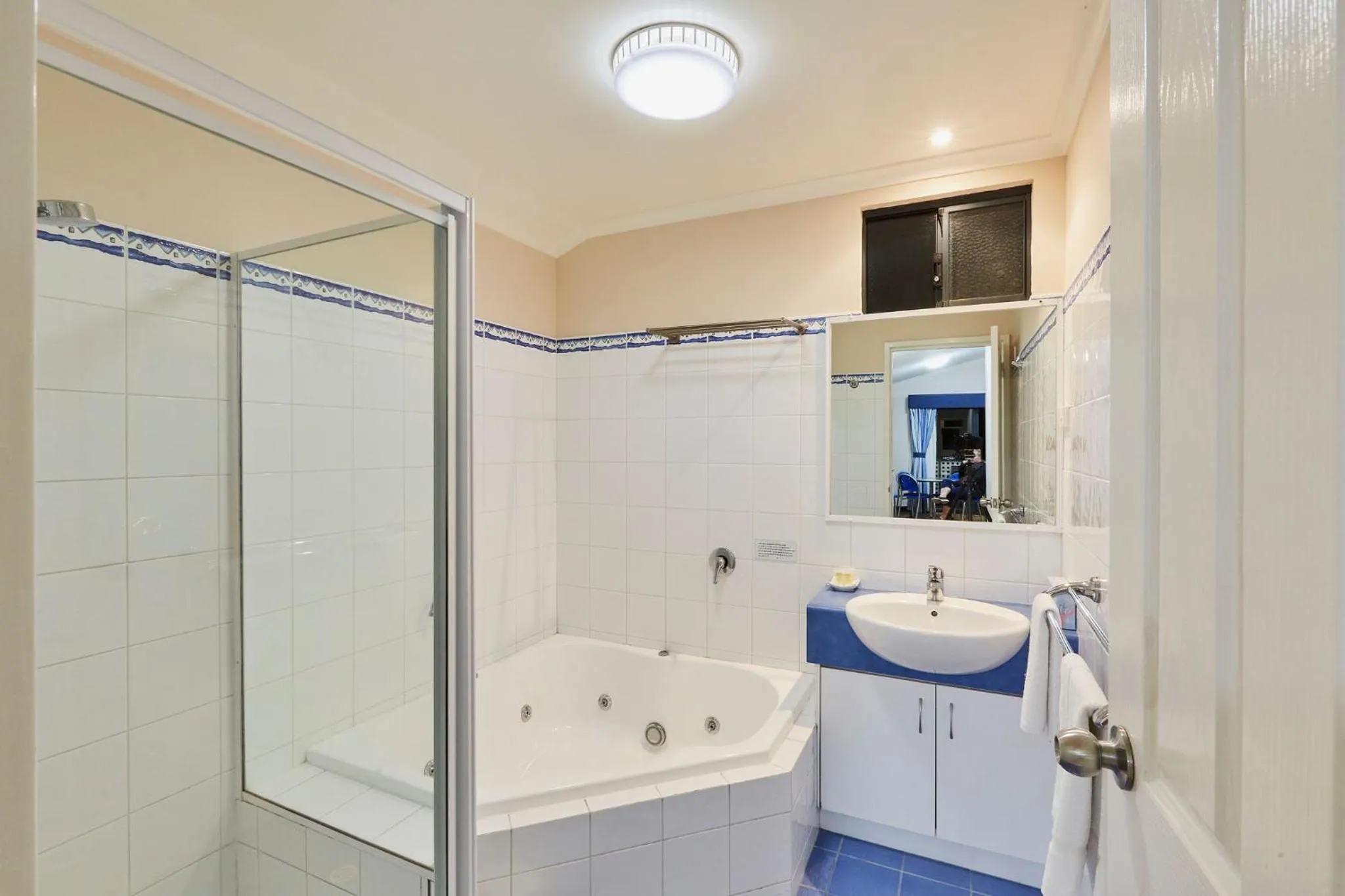 Shower in BIG4 Breeze Holiday Parks - Busselton