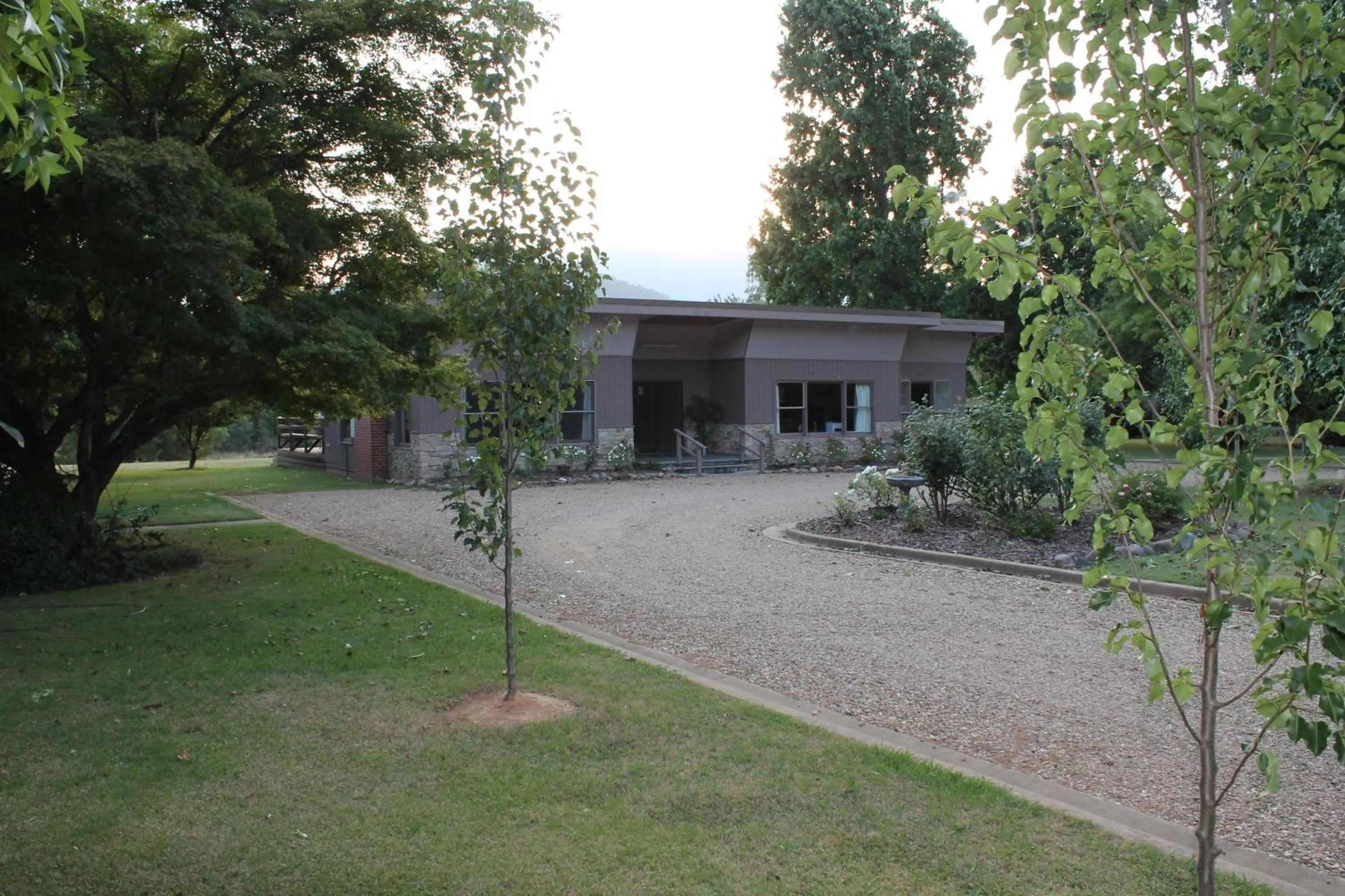 Facade/entrance in Buffalo Motel and Country Retreat