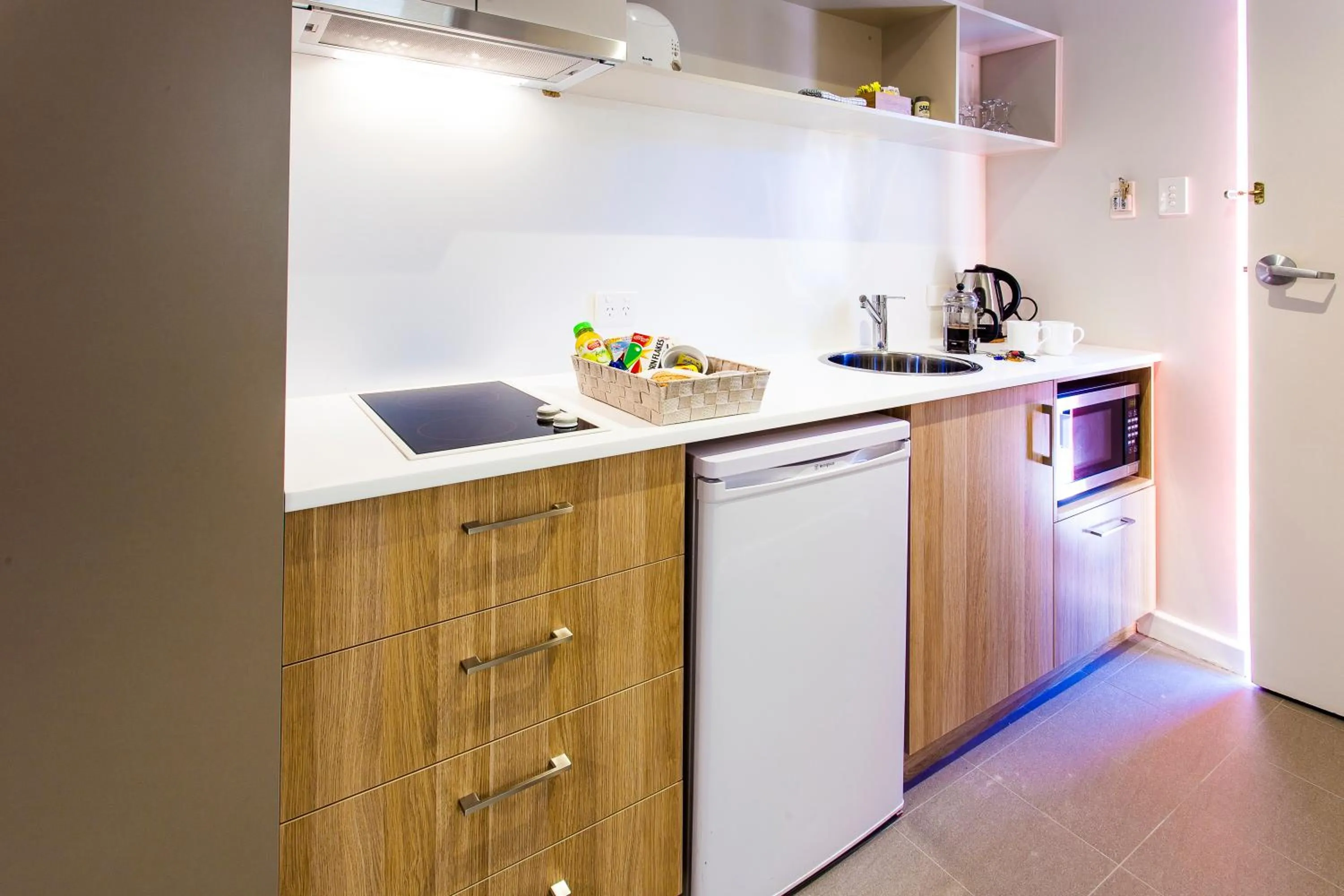 Kitchen or kitchenette in Kings Park Motel