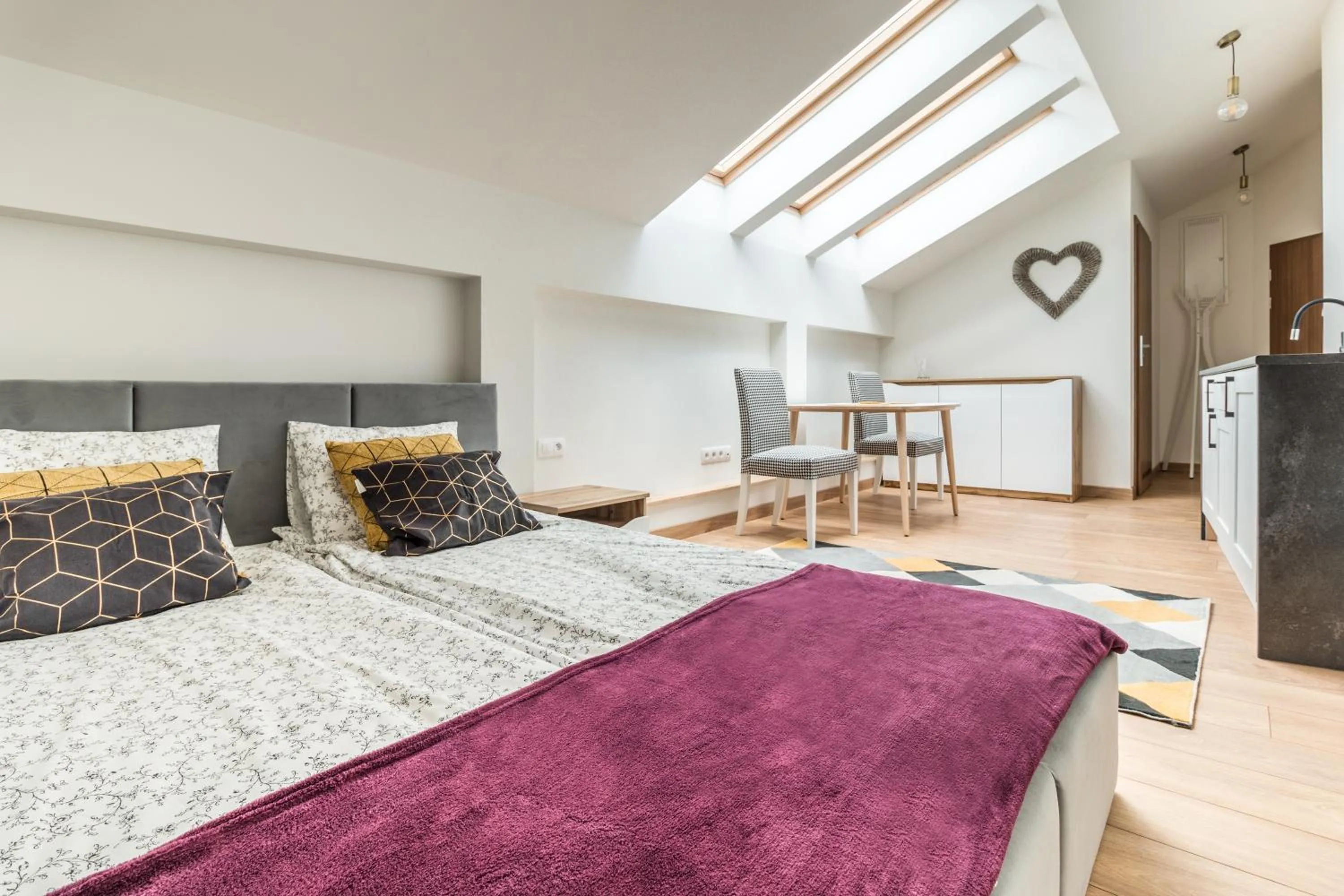 Bed in Dluga Apartments