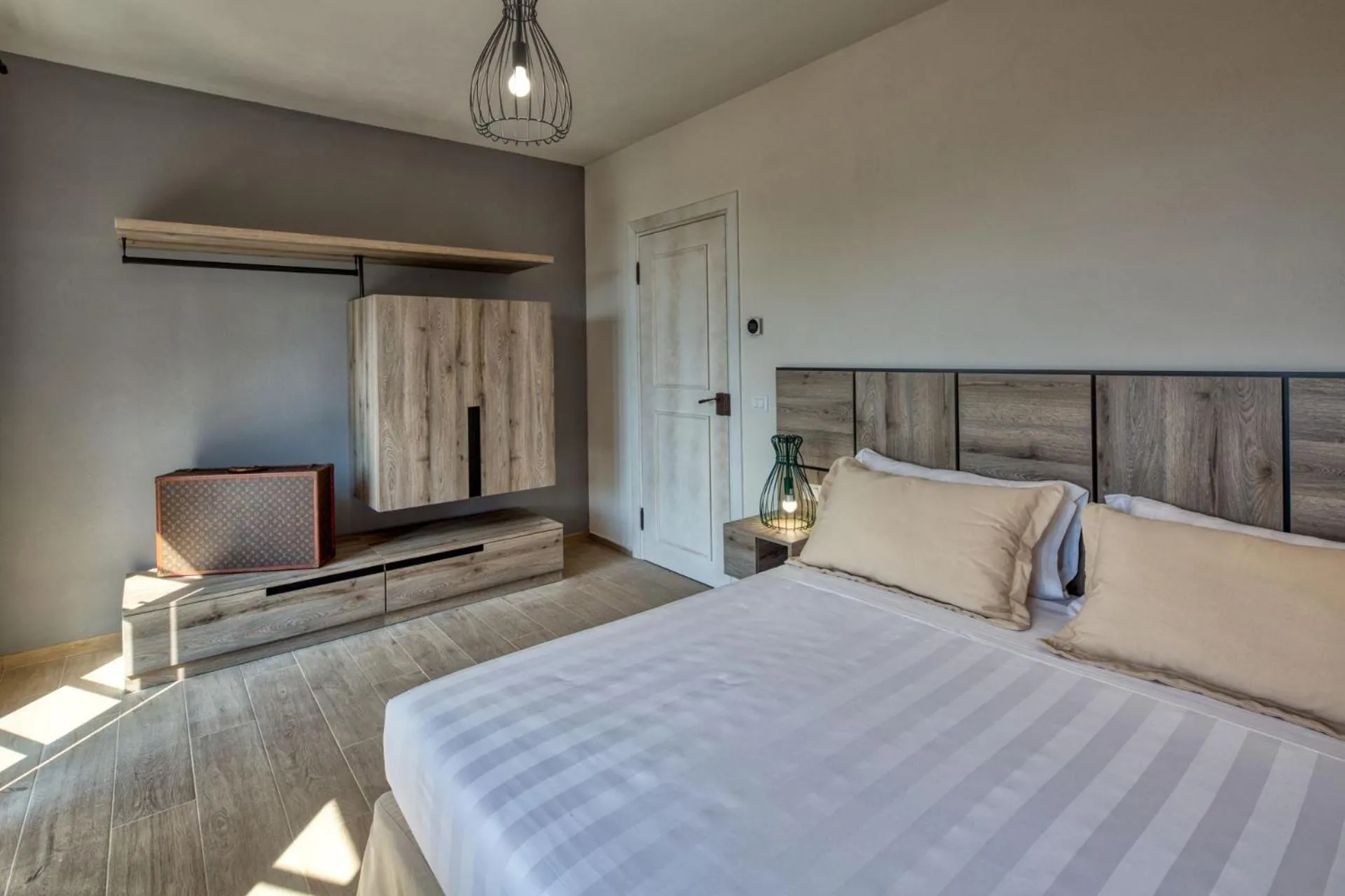 Bed in Mirandola Suites