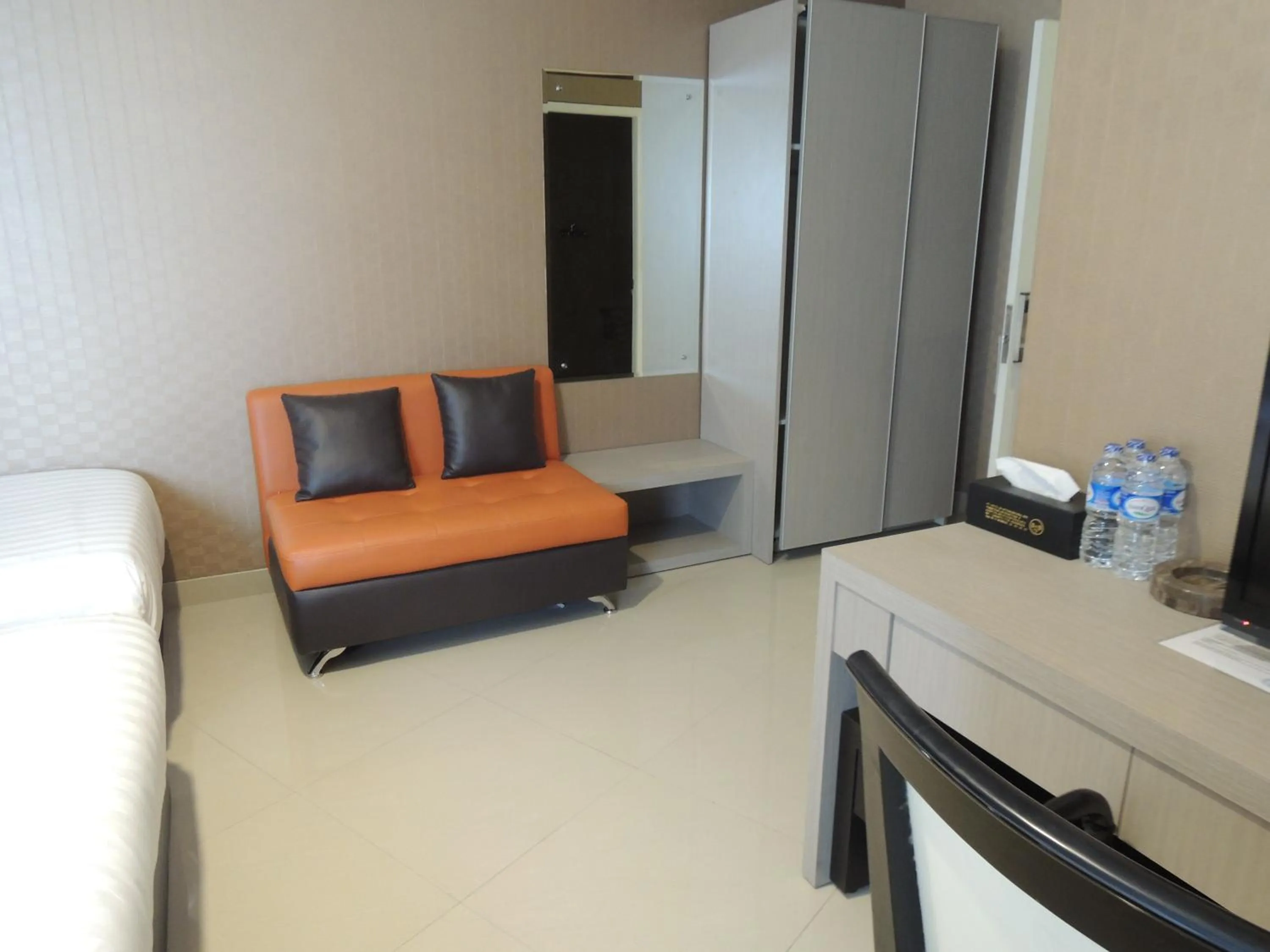 Seating area in Hotel 55