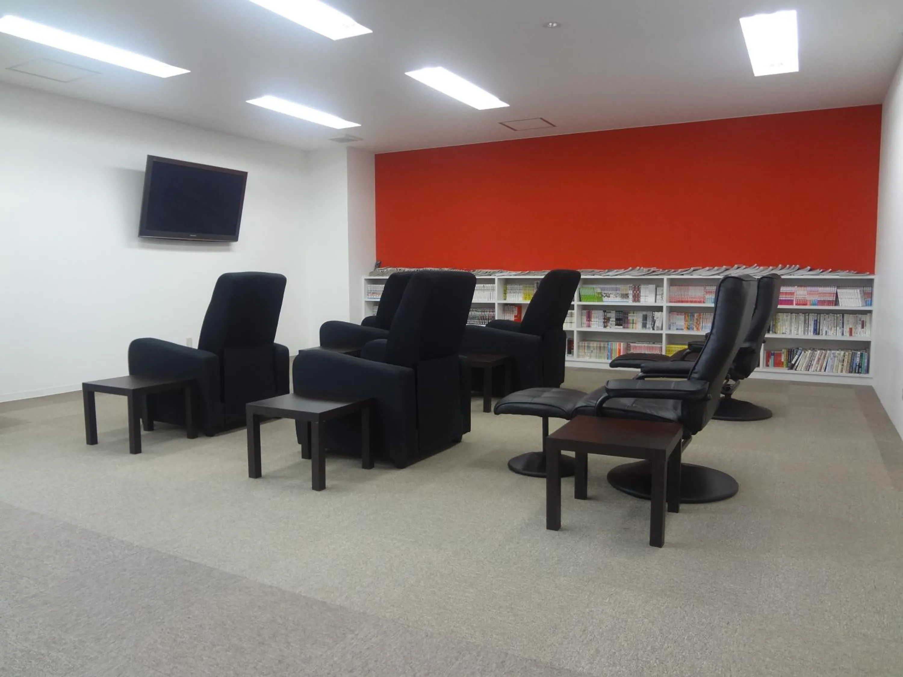 Communal lounge/ TV room in Frame Hotel Sapporo